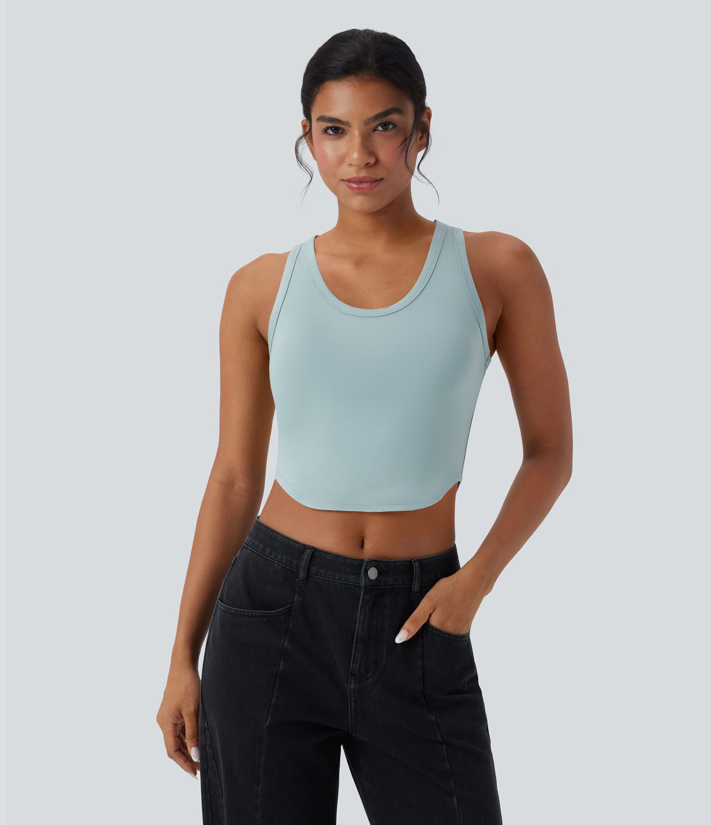 U Neck Curved Hem Cropped Casual Tank Top