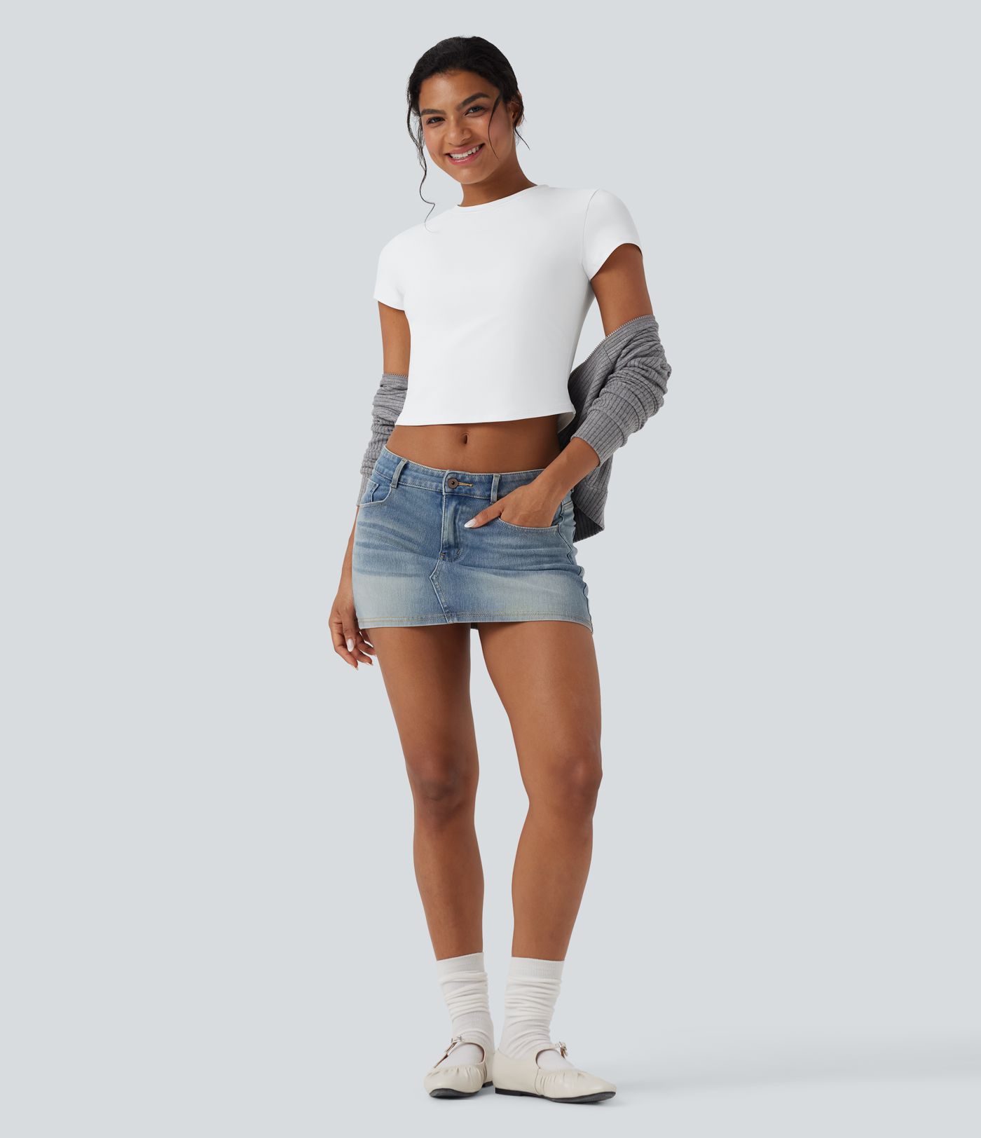 Round Neck Slim Cropped Capri Casual Baby Tee