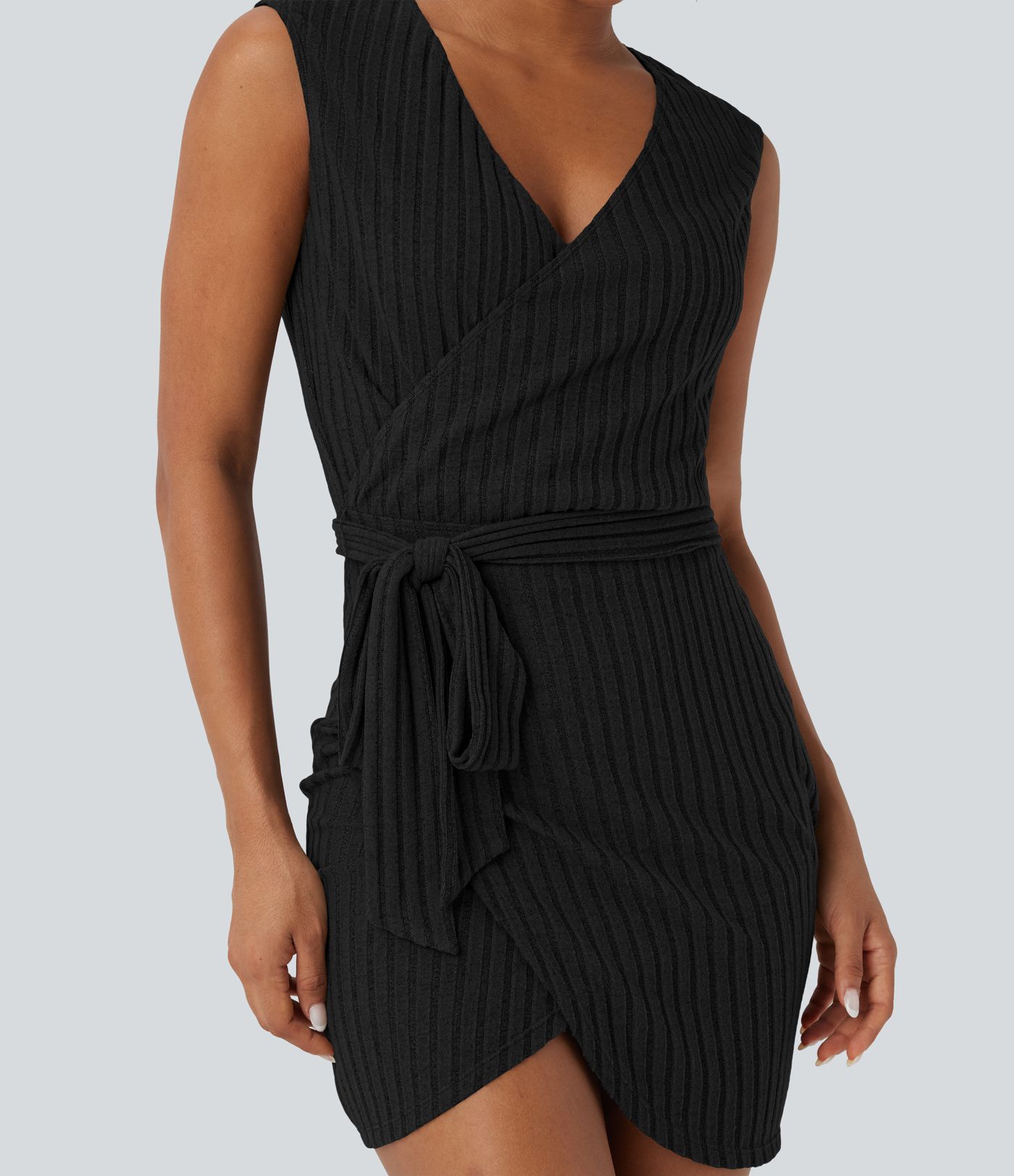 Robe courte moulante décontractée maille côtelée sans manches portefeuille avec ceinture