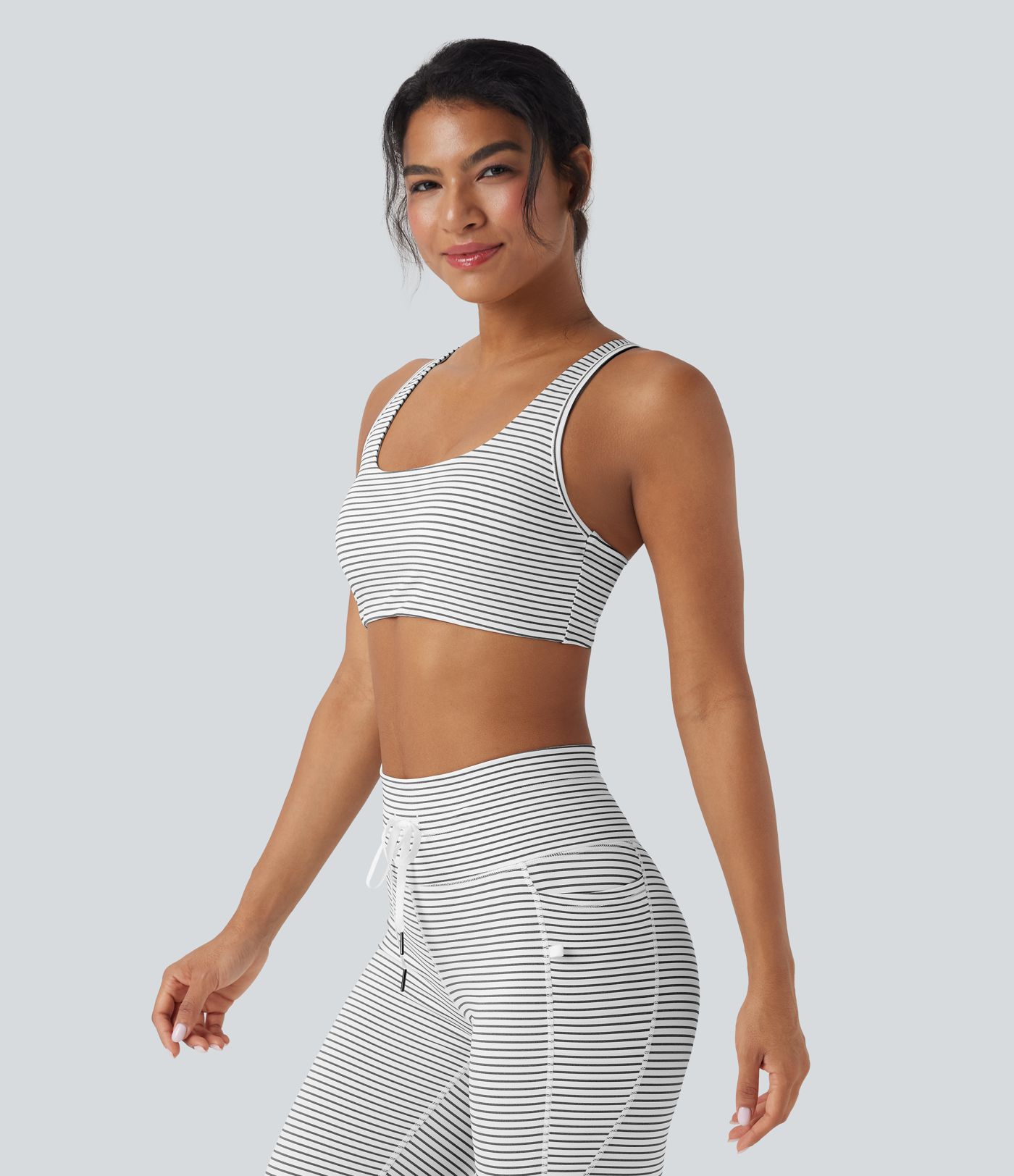 Low Support U Neck Cut Out Stripe Yoga Sports Bra