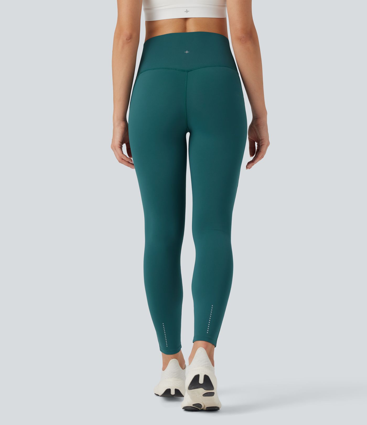 SpeedWave™ High Waisted Tummy Control Reflective Quick Dry Running Leggings with Pockets