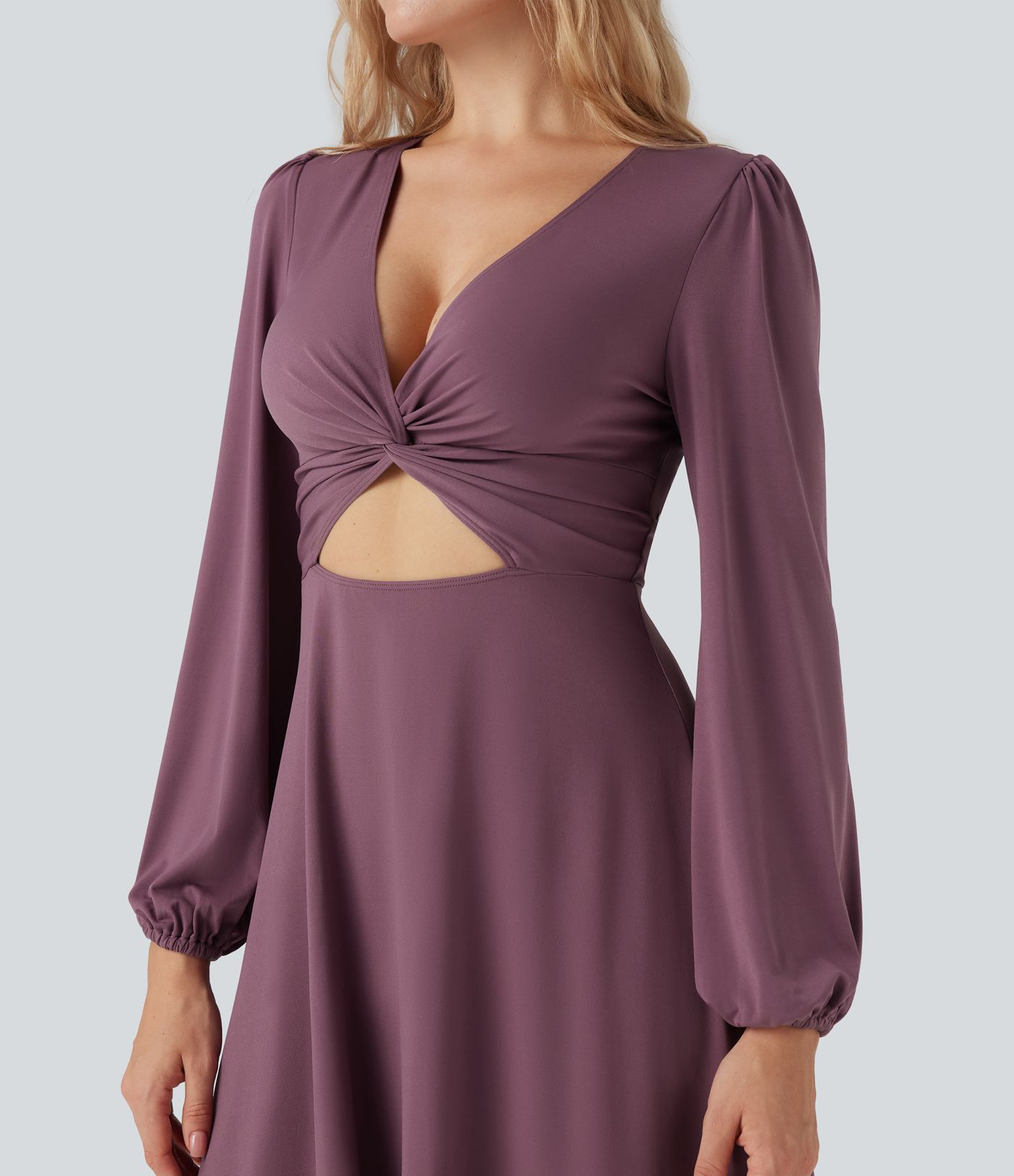 V-neck Cut-out Long Sleeve Zipper Mini Dress