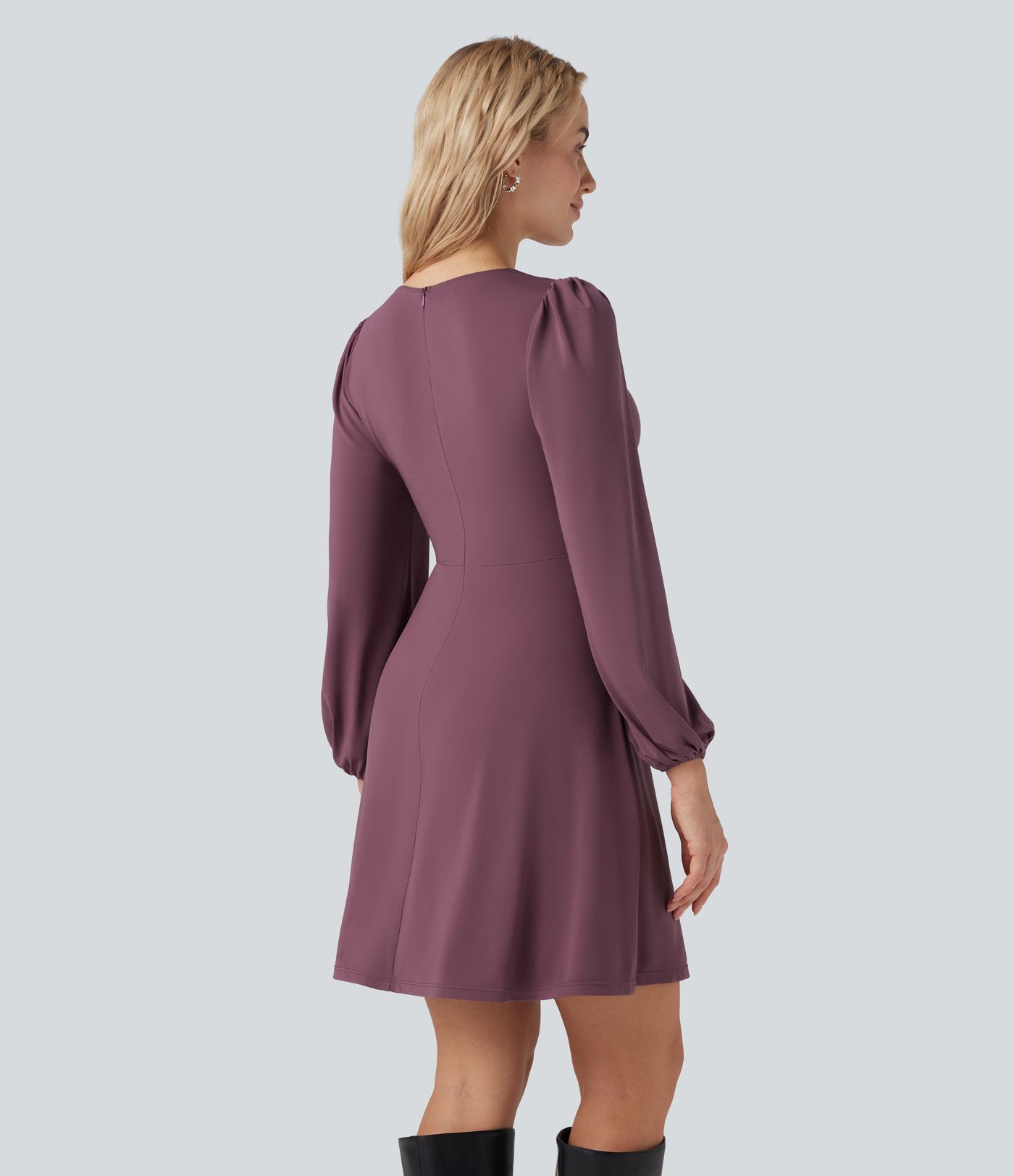 V-neck Cut-out Long Sleeve Zipper Mini Dress