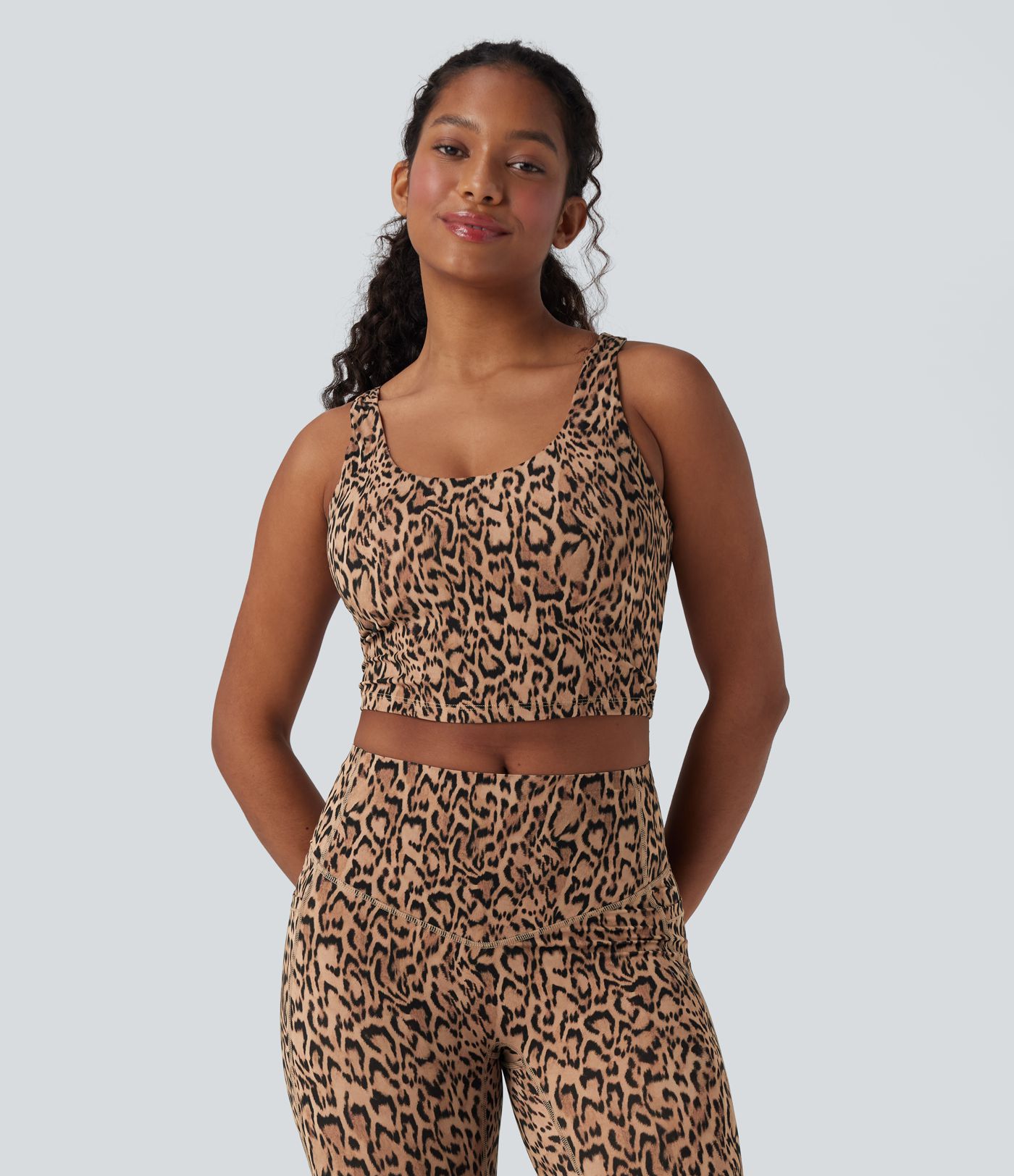 Halara UltraSculpt™ yoga court débardeur à imprimé léopard et col en U