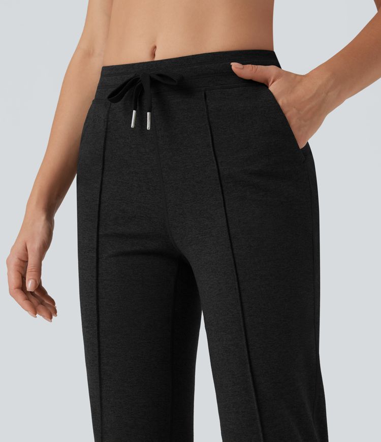 Mittelhoch geschnittene Kordelzug-Workout-Hose mit geradem Bein und Taschen