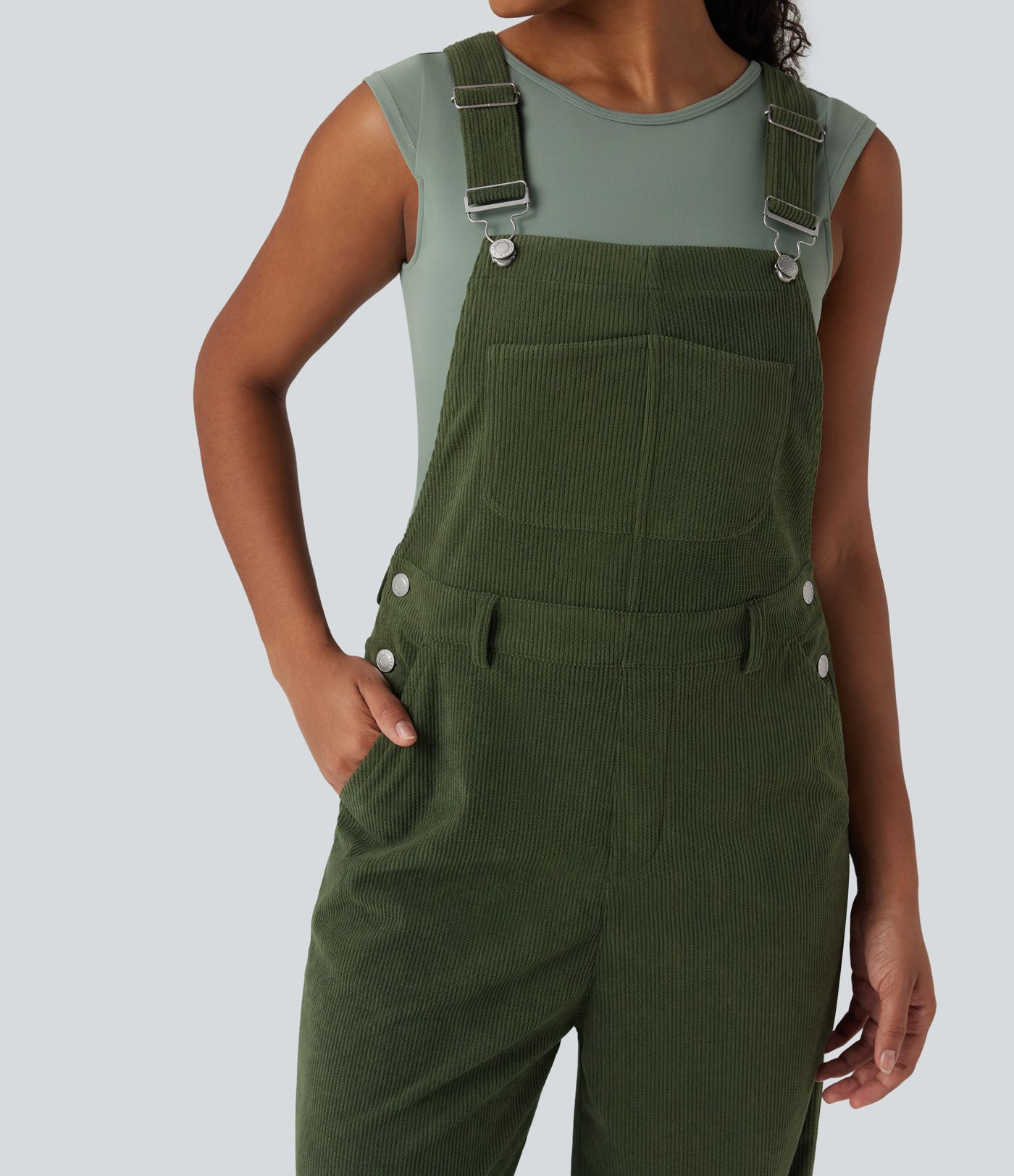 Jumpsuit casual de pana con pierna recta y bolsillos