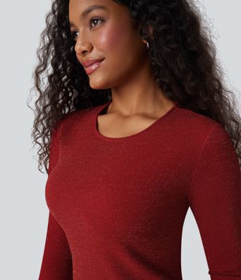 Top de cuello redondo de manga larga con acabado metálico