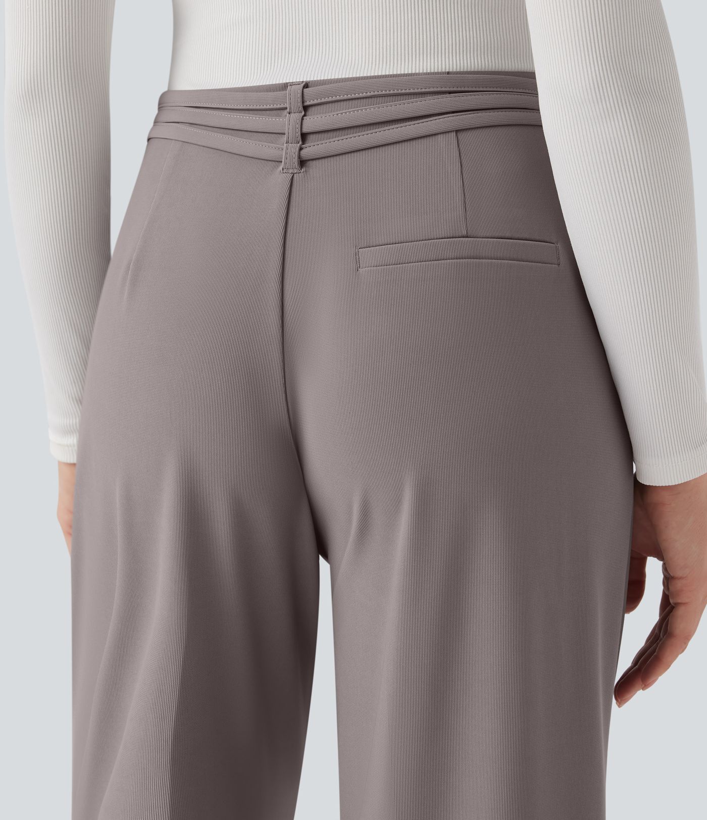 Halara Flex™ Mid Rise sidottavat suoralahkeiset mikrokuvioiset työhousut taskuilla