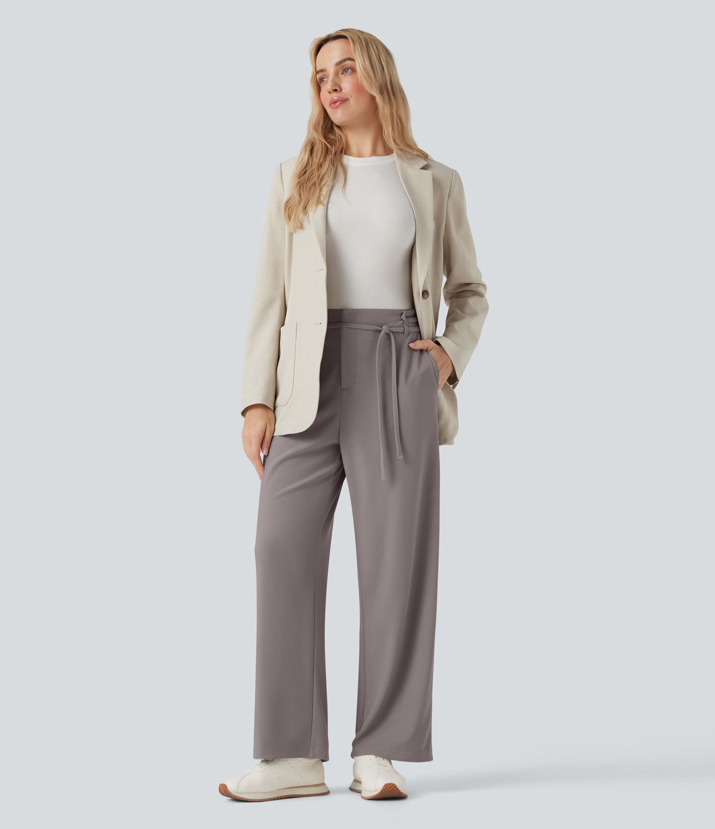 Halara Flex™ Mid Rise sidottavat suoralahkeiset mikrokuvioiset työhousut taskuilla