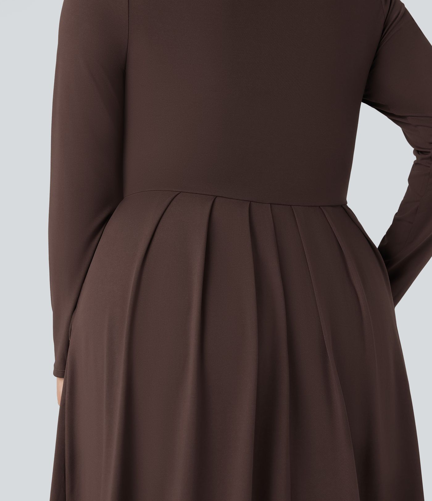 Mock-neck langærmet flæse maxi kjole i afslappet plus-size med lommer