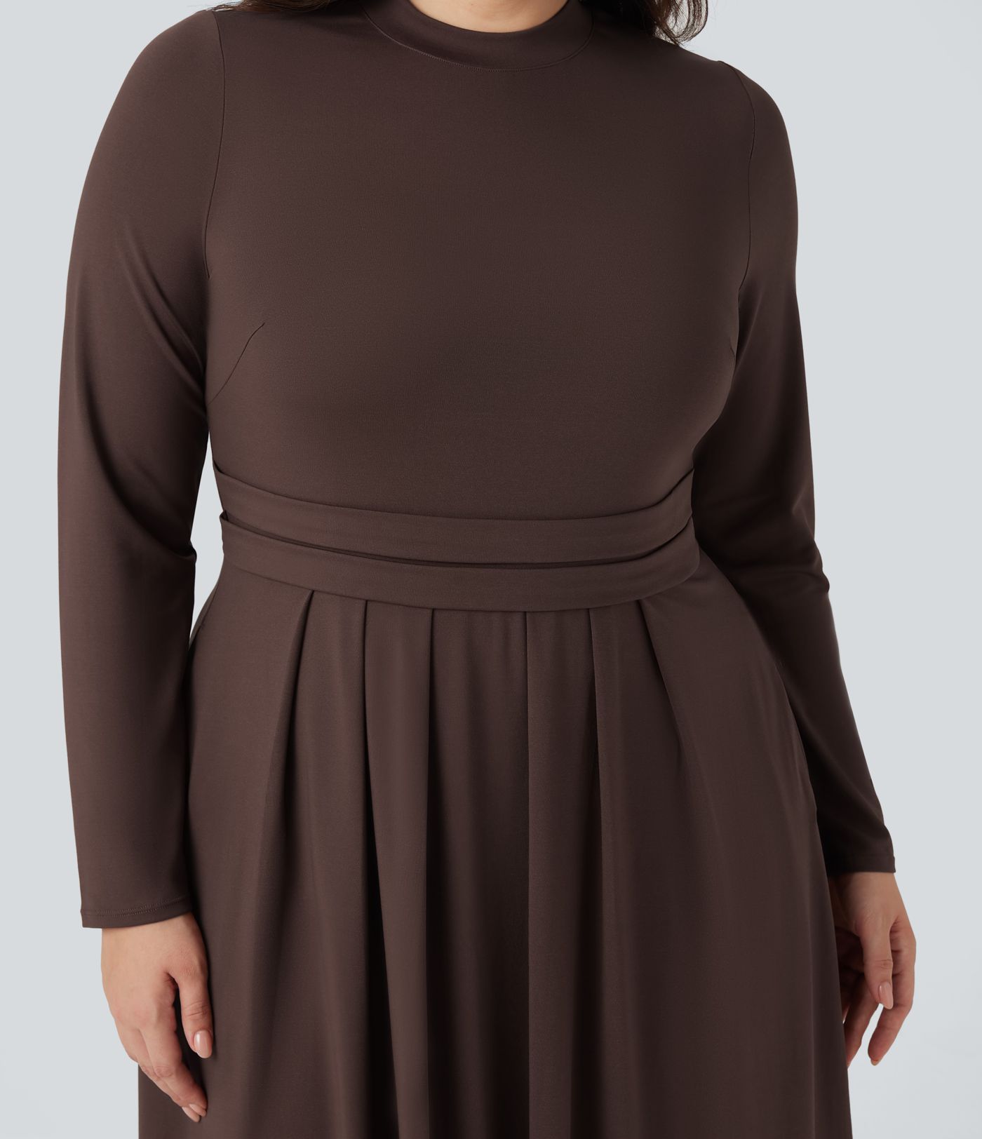 Mock-neck langærmet flæse maxi kjole i afslappet plus-size med lommer