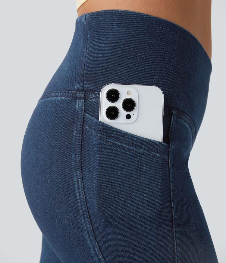 Halara Flex™ - Capri-Leggings aus gewaschenem, dehnbarem Denim-Strick mit überkreuzten Seitentaschen