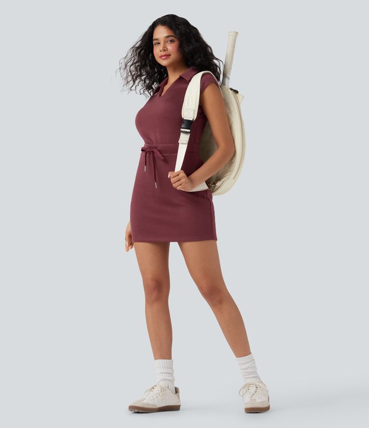 Vestido de tenis 2 en 1 con cuello en V de manga corta con cordón ajustable y bolsillos