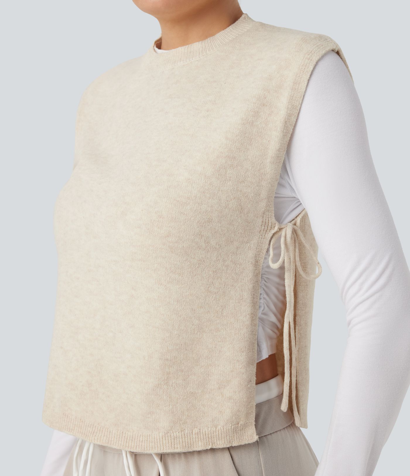 Chaleco de oficina con cuello redondo y corbata