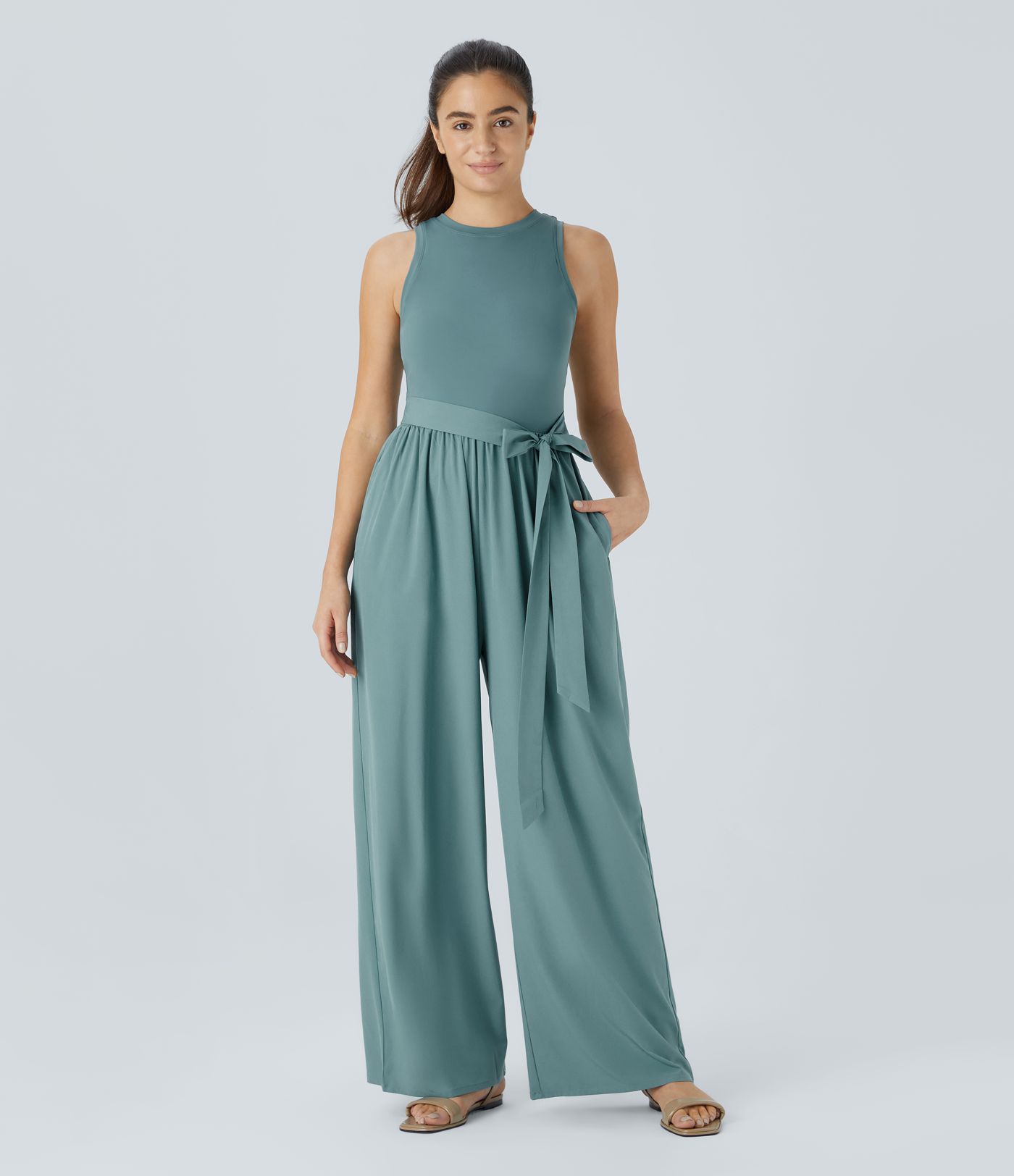 Mono Breezeful™ secado rápido botón espalda sin mangas lazo delantera bolsillo lateral pierna ancha