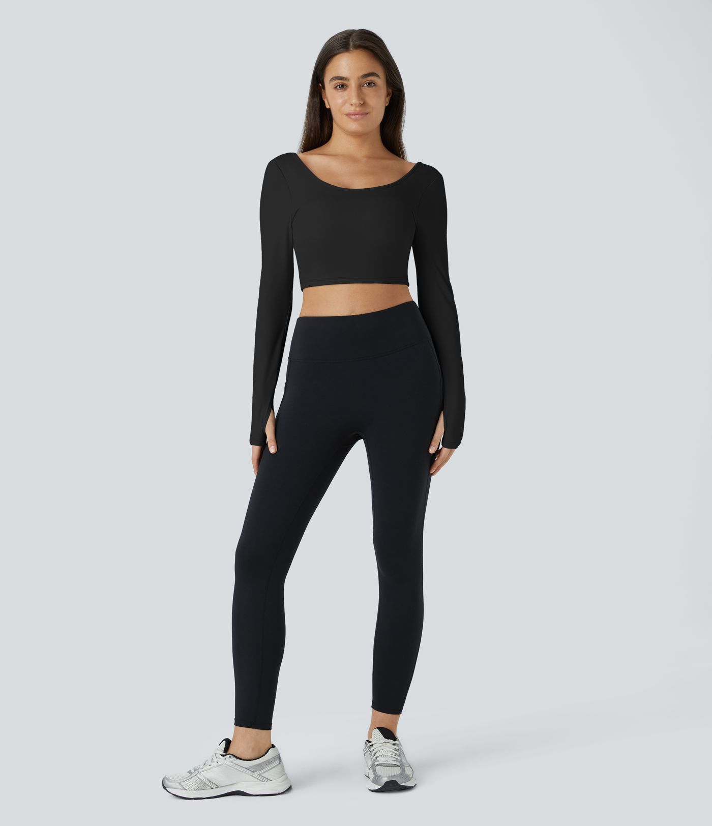 Rückenfreies Twisted Cropped Sporttop mit U-Ausschnitt & Daumenloch