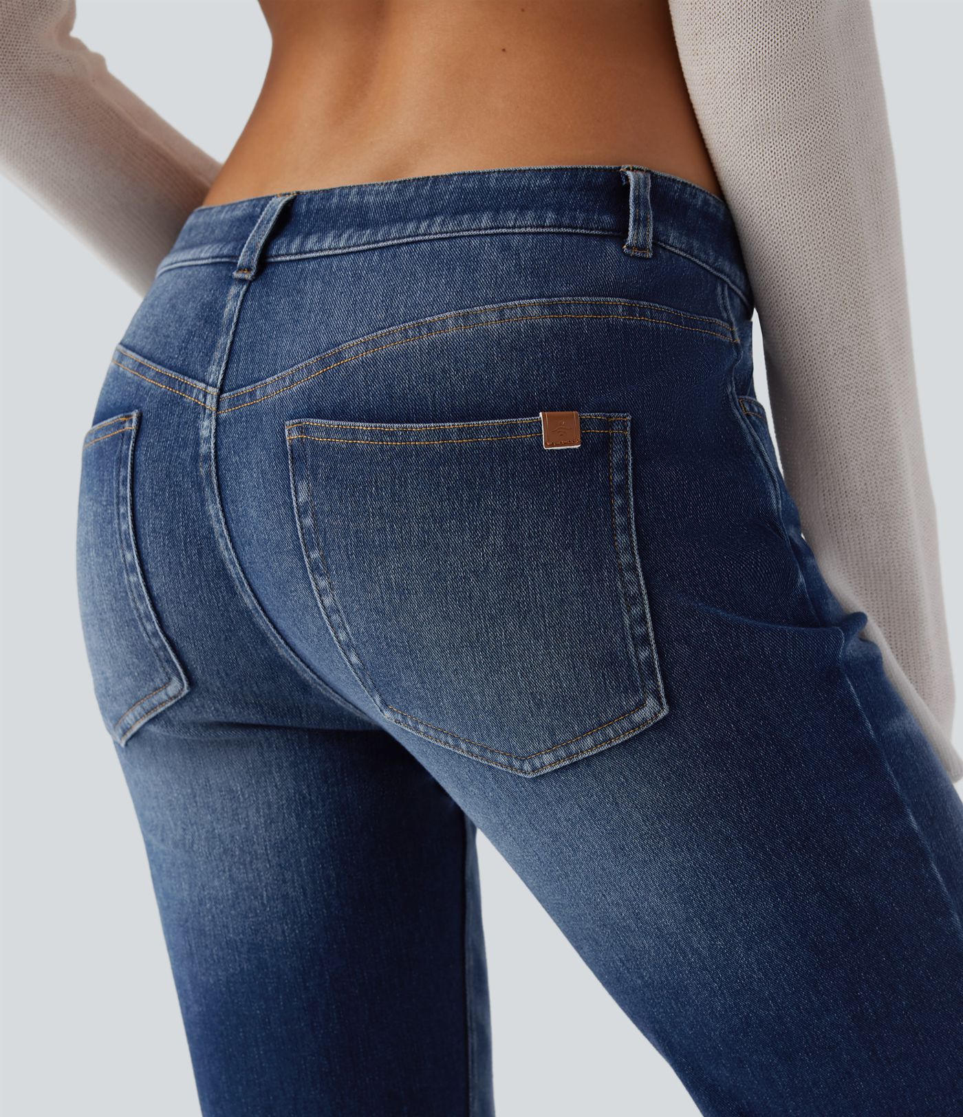 Jeans casuales Halara Flex™ acampanados de tiro bajo con lavado y bolsillos