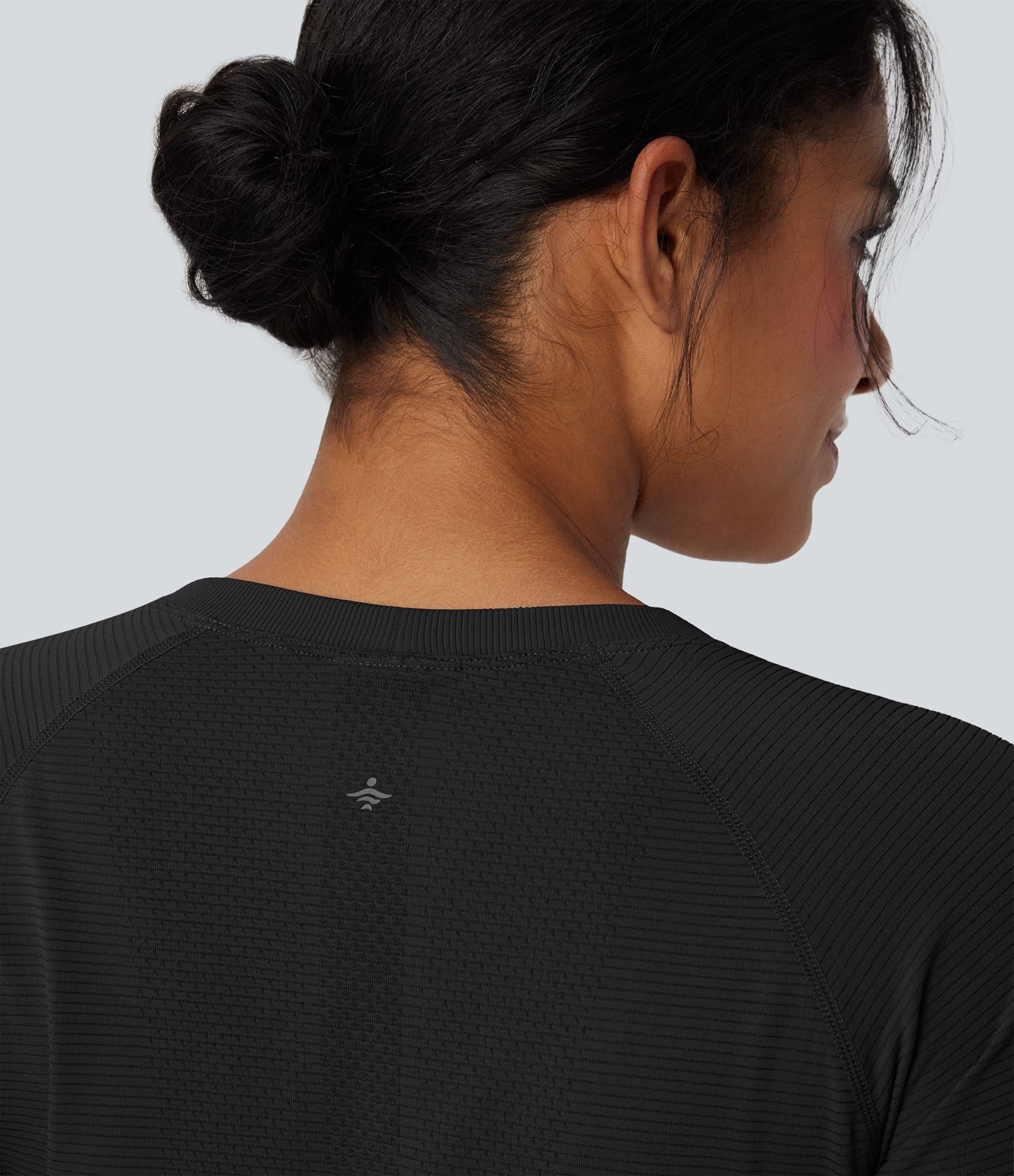 OneForm Seamless Flow Round Neck Raglan Long Sleeve Workout Sports Top