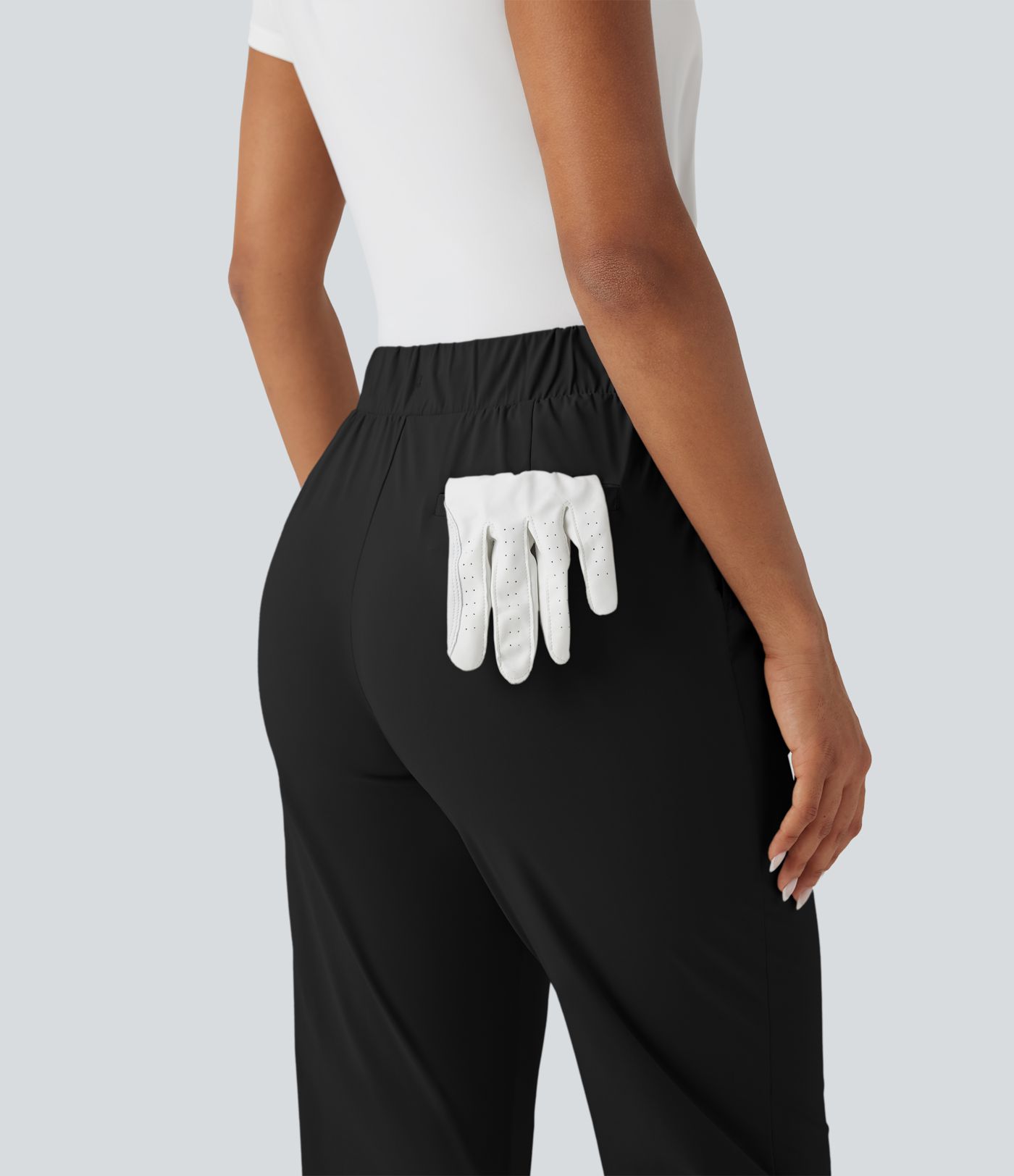 Konisch zulaufende Golfhose mit hohem Bund, Seitentaschen und Kordelzug - schnelltrocknend