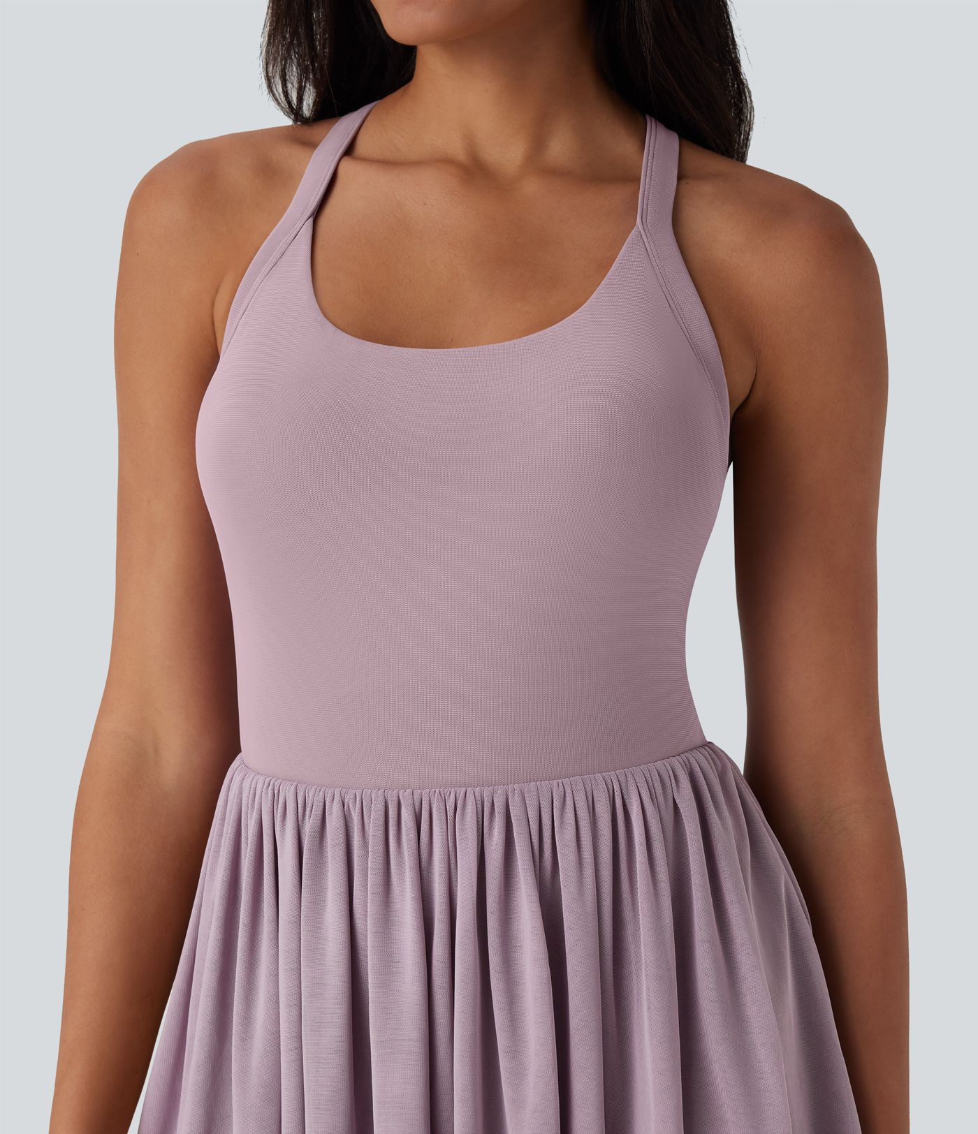 Rückenfreies 2-in-1 Mini-Tanz-Aktivkleid aus gedrehtem Netzstoff mit Seitentasche