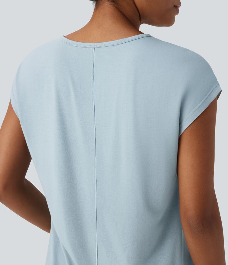 Lässiges Kurzarm-T-Shirt mit V-Ausschnitt