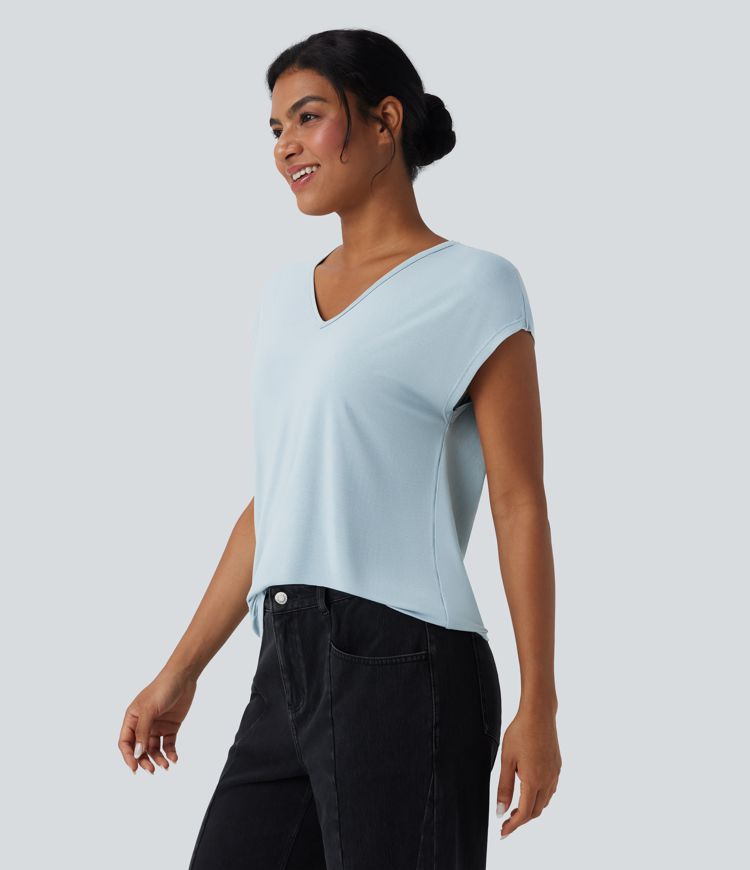 Lässiges Kurzarm-T-Shirt mit V-Ausschnitt