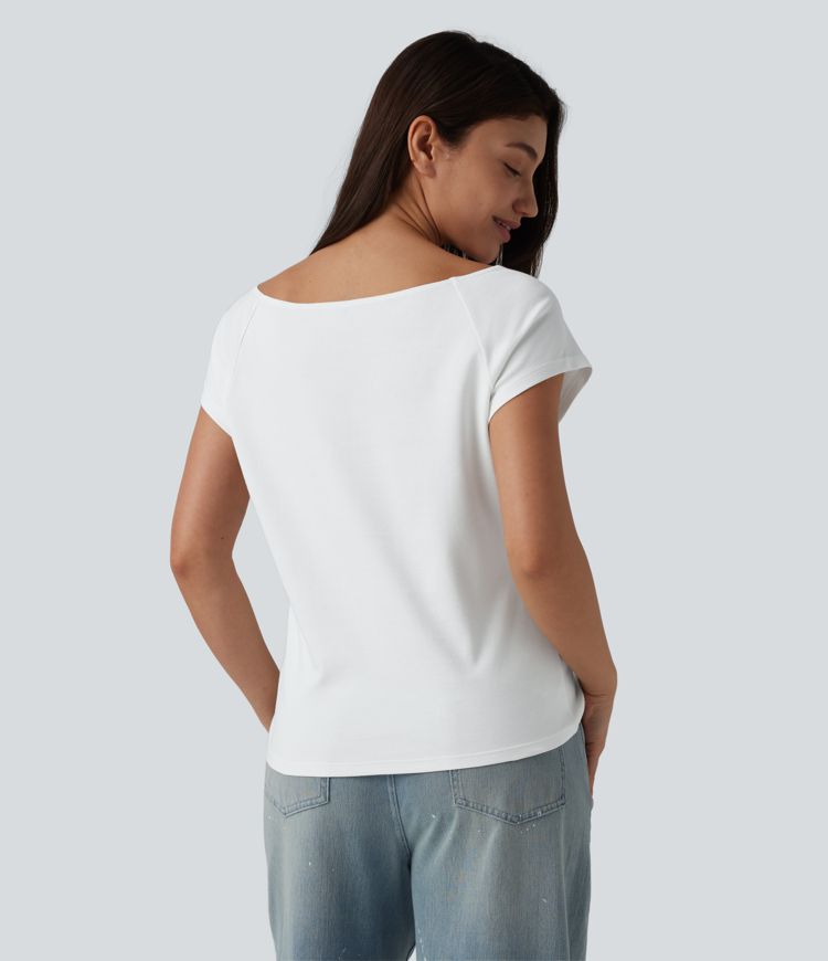 Stuttermabolur úr bómull með bátahálsi og stuttum ermum, fyrir hversdagslegt not