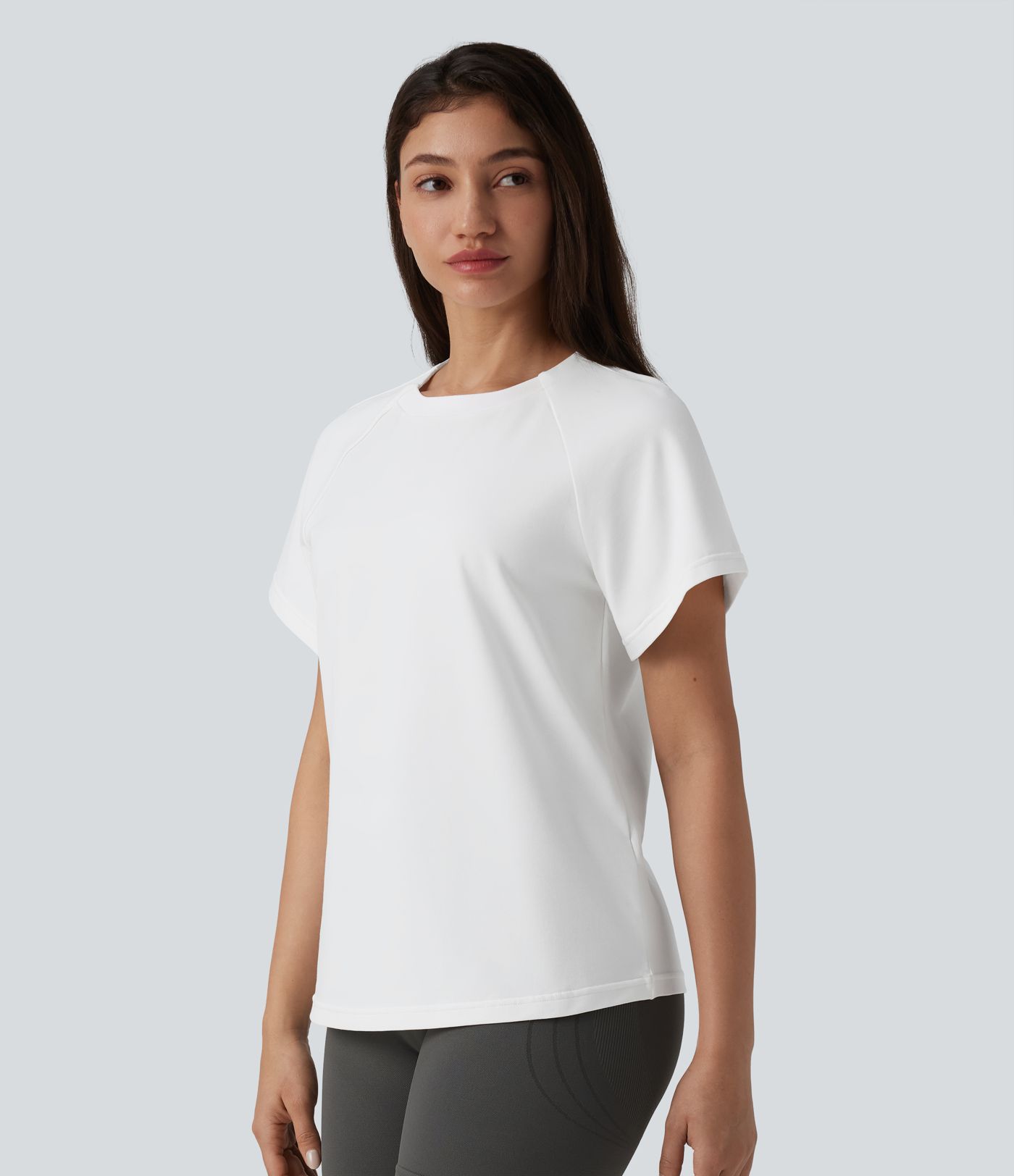 Lässiges Baumwoll-T-Shirt mit Rundhalsausschnitt und kurzen Ärmeln