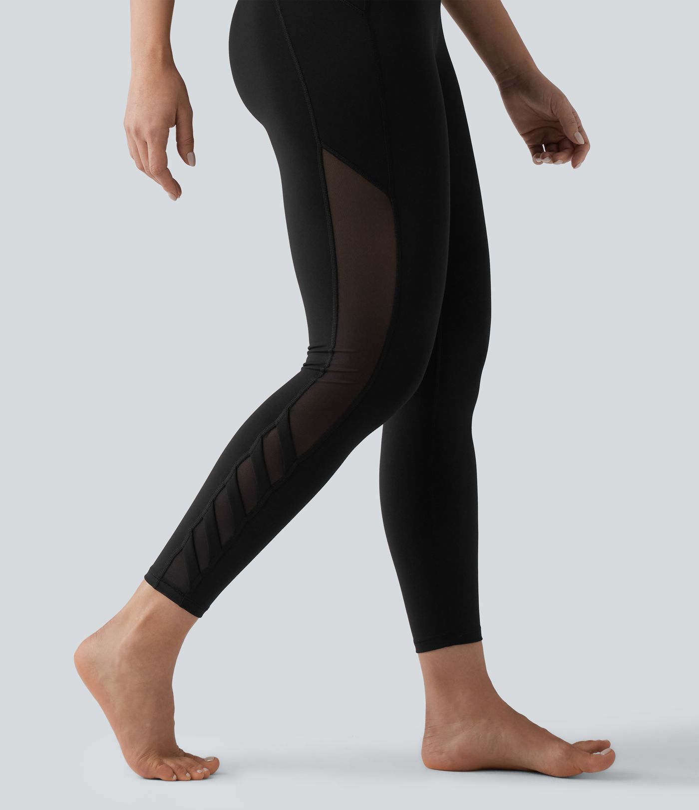 Halara UltraSculpt™ High Waisted Tummy Control Contrast Mesh Yoga 7/8 Leggings with Pocket