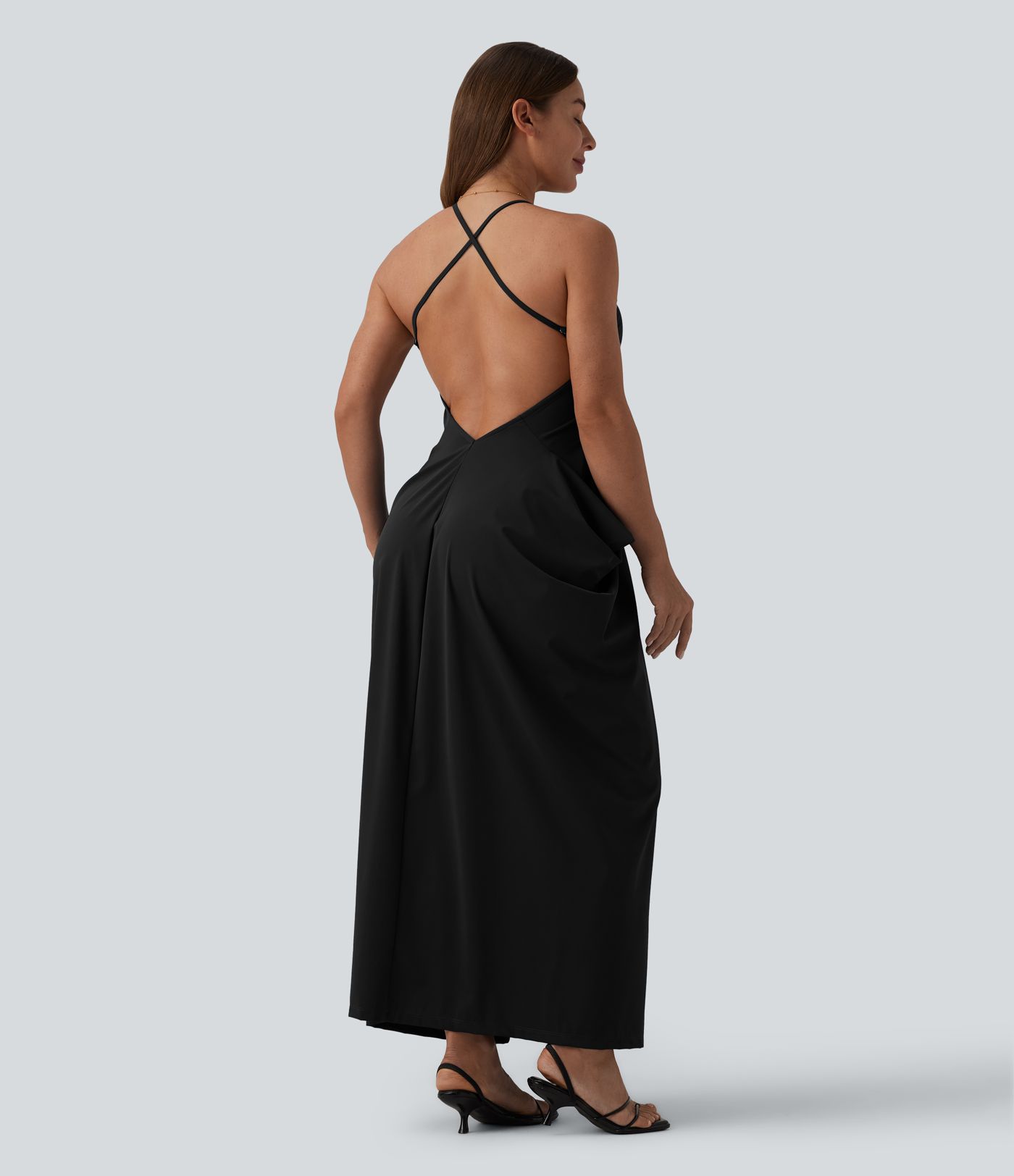 Robe longue dos nu décolleté plongeant à bretelles croisées et fronces superposées - Soirée