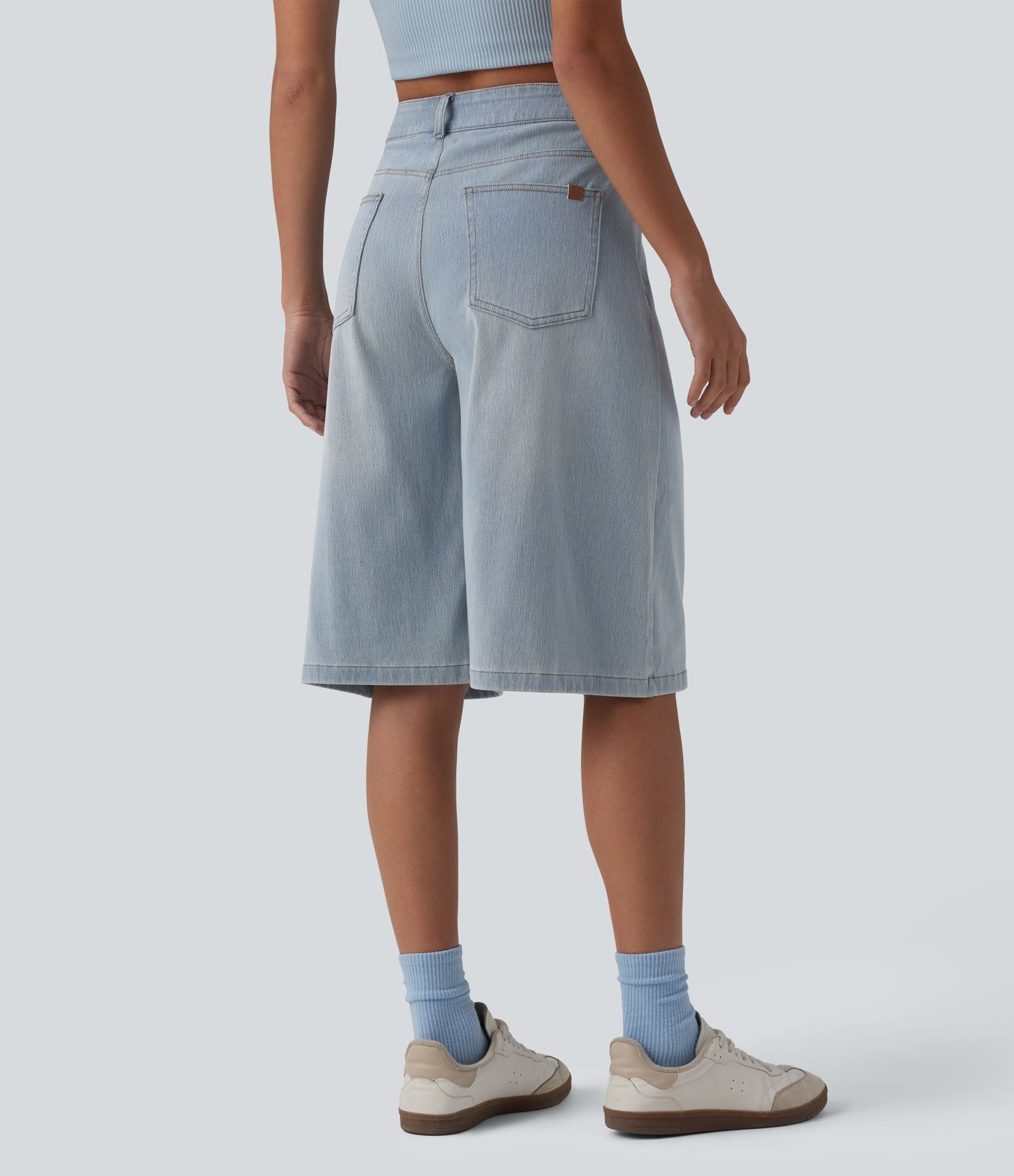Halara Flex™ - Lässige Bermuda-Shorts aus Denim mit hohem Bund und mehreren Taschen