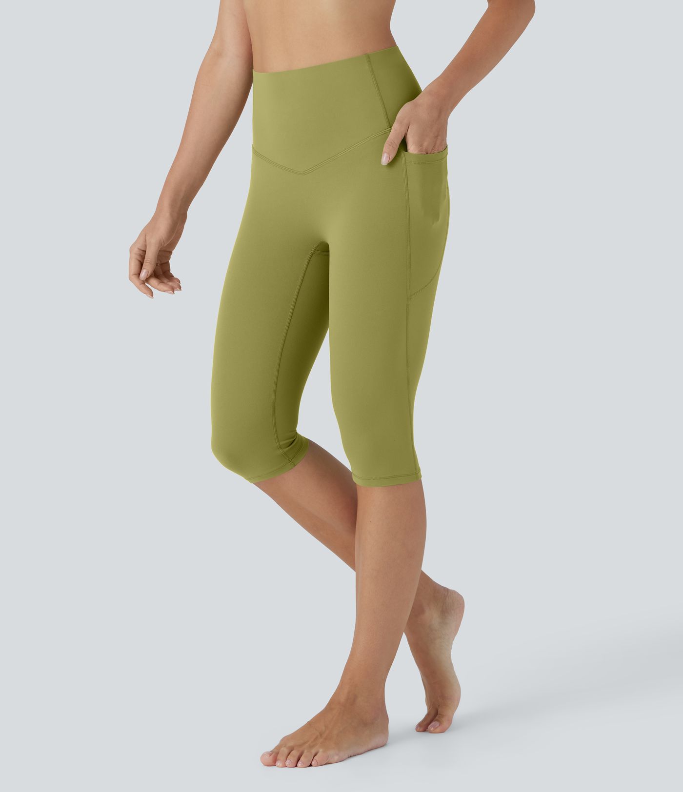 Halara UltraSculpt™ High Waisted Tummy Control Pedal Pusher Yoga Leggings with Pockets