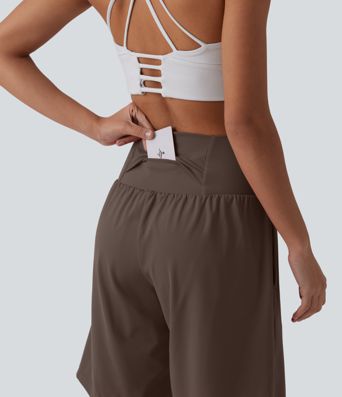 Short de yoga SoftlyZero™ 2 en 1, taille haute, effet fraîcheur, 23 cm avec poches