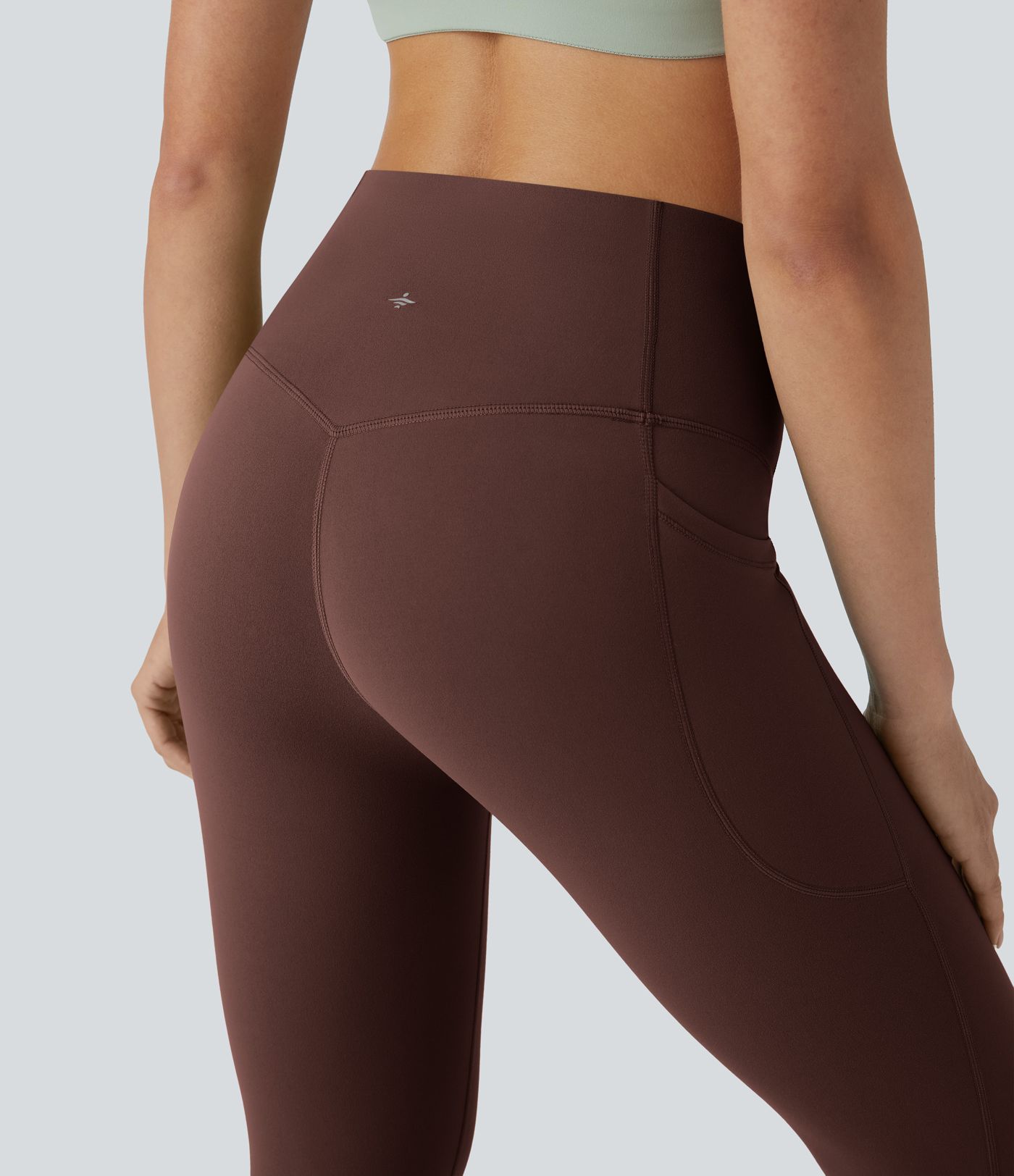 Halara UltraSculpt™ - Pedal-Pusher-Yoga-Leggings mit hohem Bund, Seitentaschen und Bauchkontrolle Halara UltraSculpt™ - Pedal-Pusher-Yoga-Leggings mit hohem Bund, Seitentaschen und Bauchkontrolle