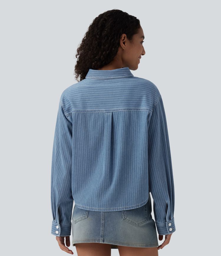 Halara Flex™ Langermet, stripete denim-fritidsskjorte med lomme Halara Flex™ Langermet, stripete denim-fritidsskjorte med lomme