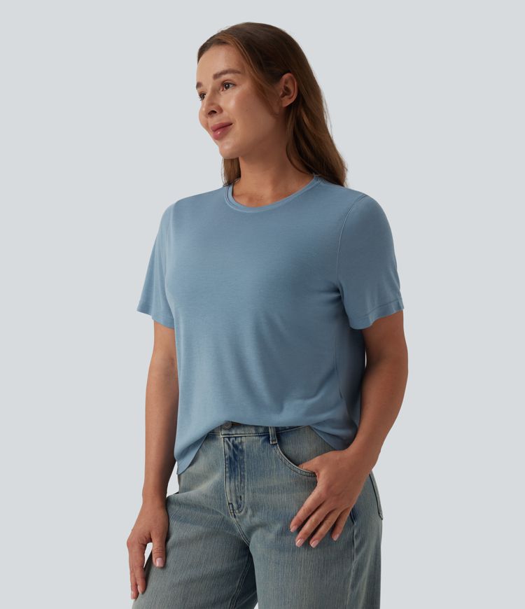 Lässiges T-Shirt aus Wollmischung mit Rundhalsausschnitt und kurzen Ärmeln