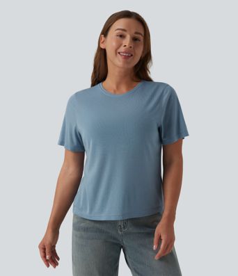 Lässiges T-Shirt aus Wollmischung mit Rundhalsausschnitt und kurzen Ärmeln