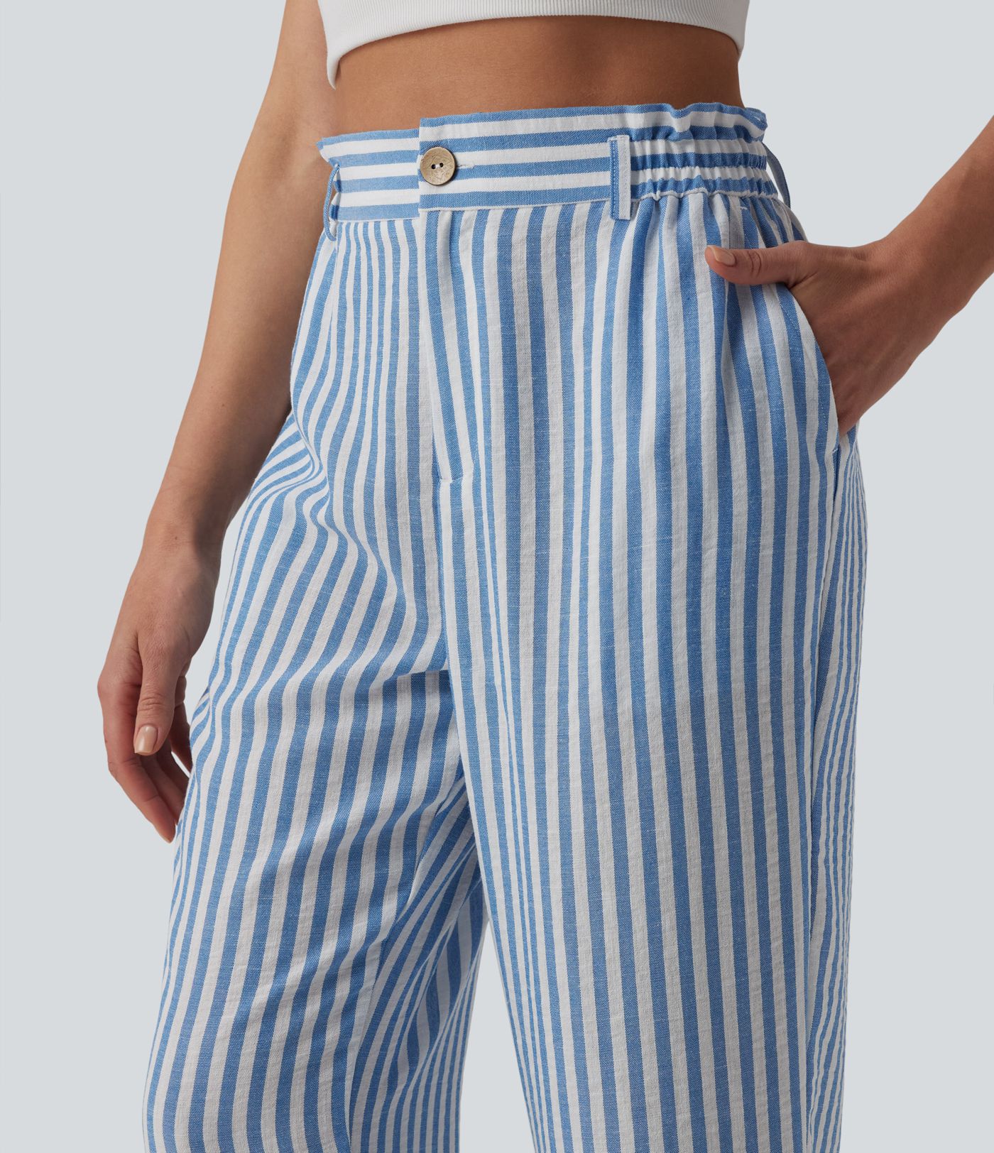 Hoch taillierte, gestreifte, verkürzte, legere Hose in Leinenoptik mit Taschen