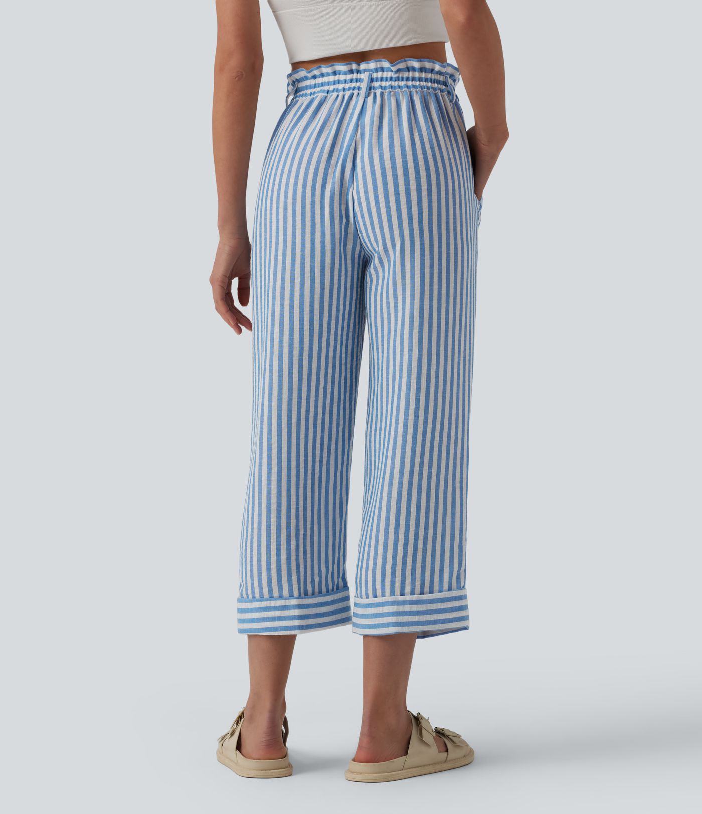 Hoch taillierte, gestreifte, verkürzte, legere Hose in Leinenoptik mit Taschen