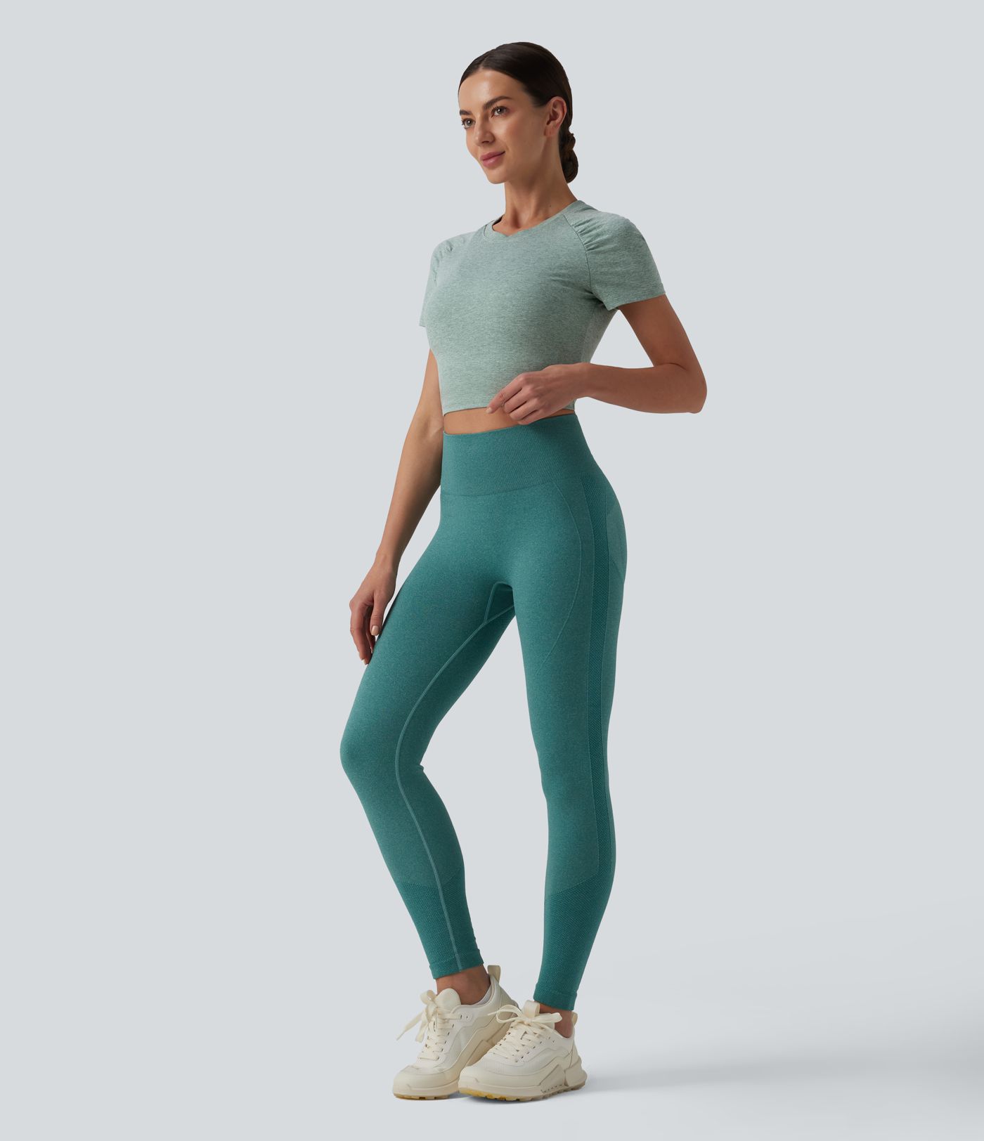 Round Neck Short Sleeve Cut Out Cropped Workout Sports Top