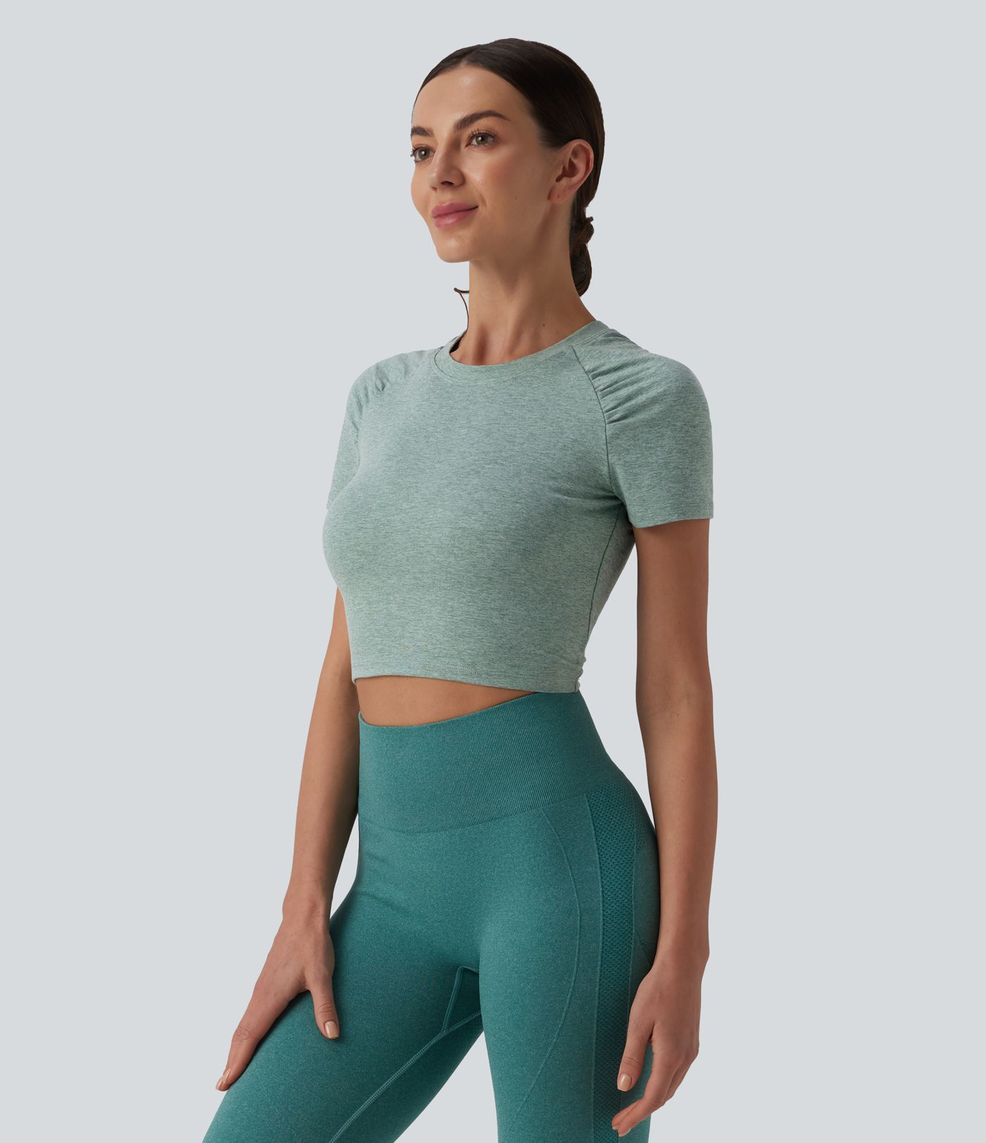 Round Neck Short Sleeve Cut Out Cropped Workout Sports Top