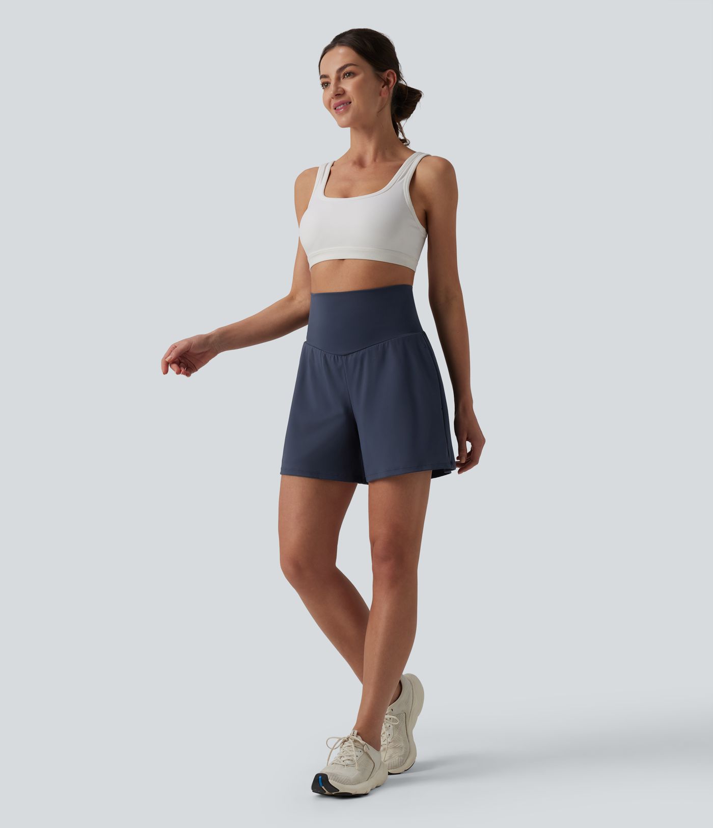 SoftlyZero™ Airy — șorturi de yoga cu talie înaltă, buzunare și senzație răcoroasă, 5''