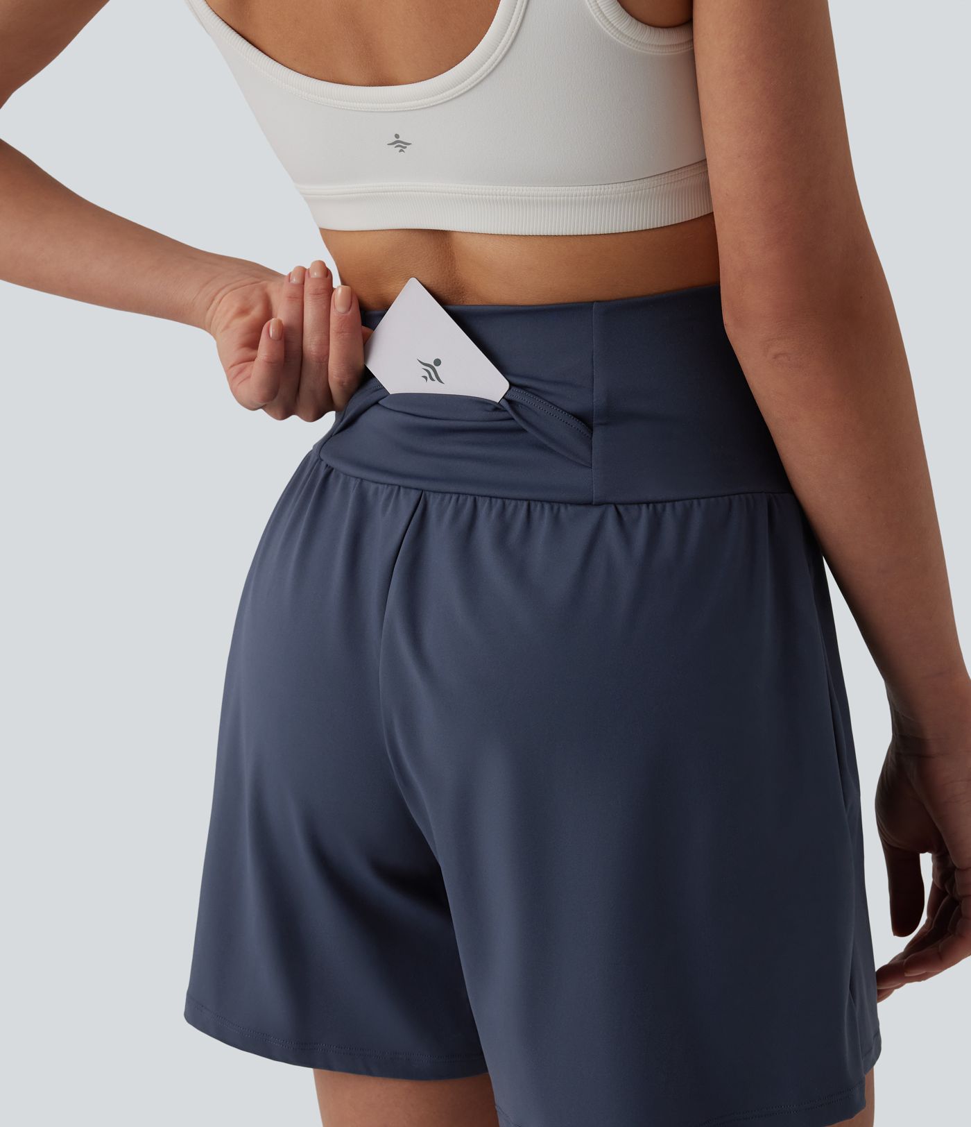 SoftlyZero™ Airy — șorturi de yoga cu talie înaltă, buzunare și senzație răcoroasă, 5''