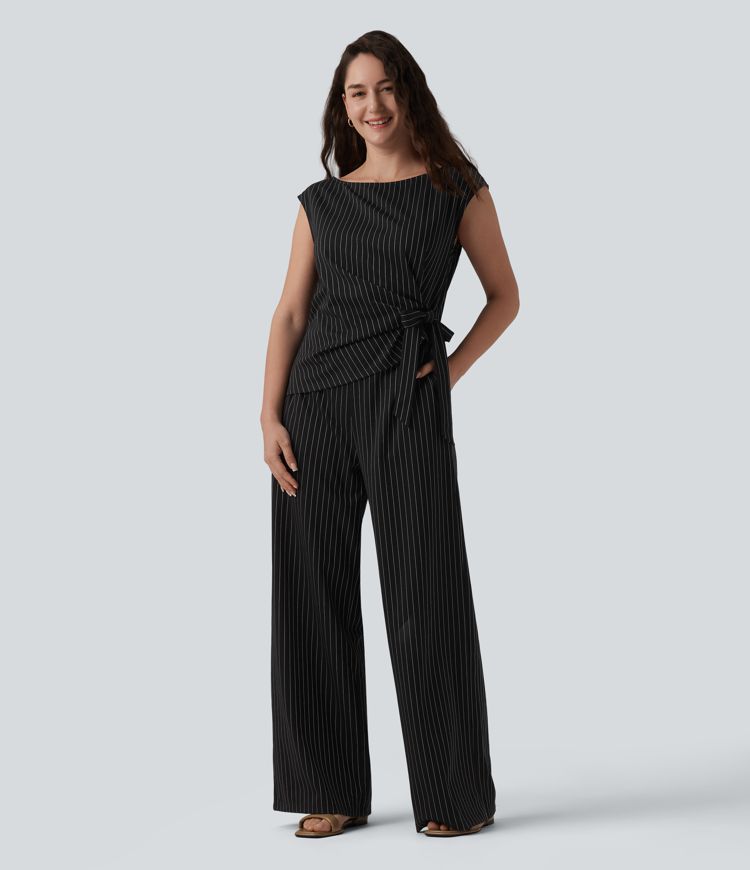 Ärmelloser Jumpsuit mit U-Boot-Ausschnitt, Seitentaschen, seitlichen Bindebändern, Streifen und Cool-Touch - Easy Peezy Edition