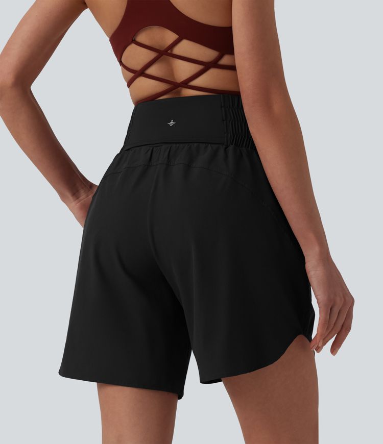 Noir Breezeful™ Short de running taille haute 2 en 1 à ourlet incurvé, séchage rapide, 7" avec poches / 2