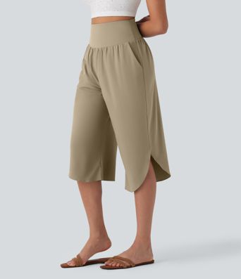 Pantalón Breezeful™ SoCinched Capri Resort tiro alto control abdomen dobladillo dividido secado rápido bolsillo lateral