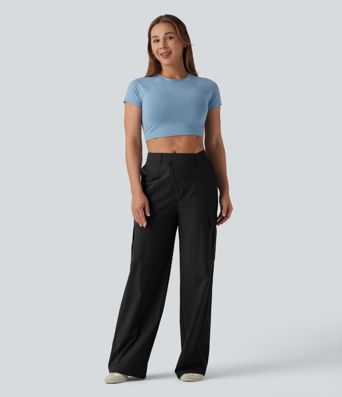 Asymmetrische Cargohosen mit mittlerer Bundhöhe, weitem Bein und Taschen