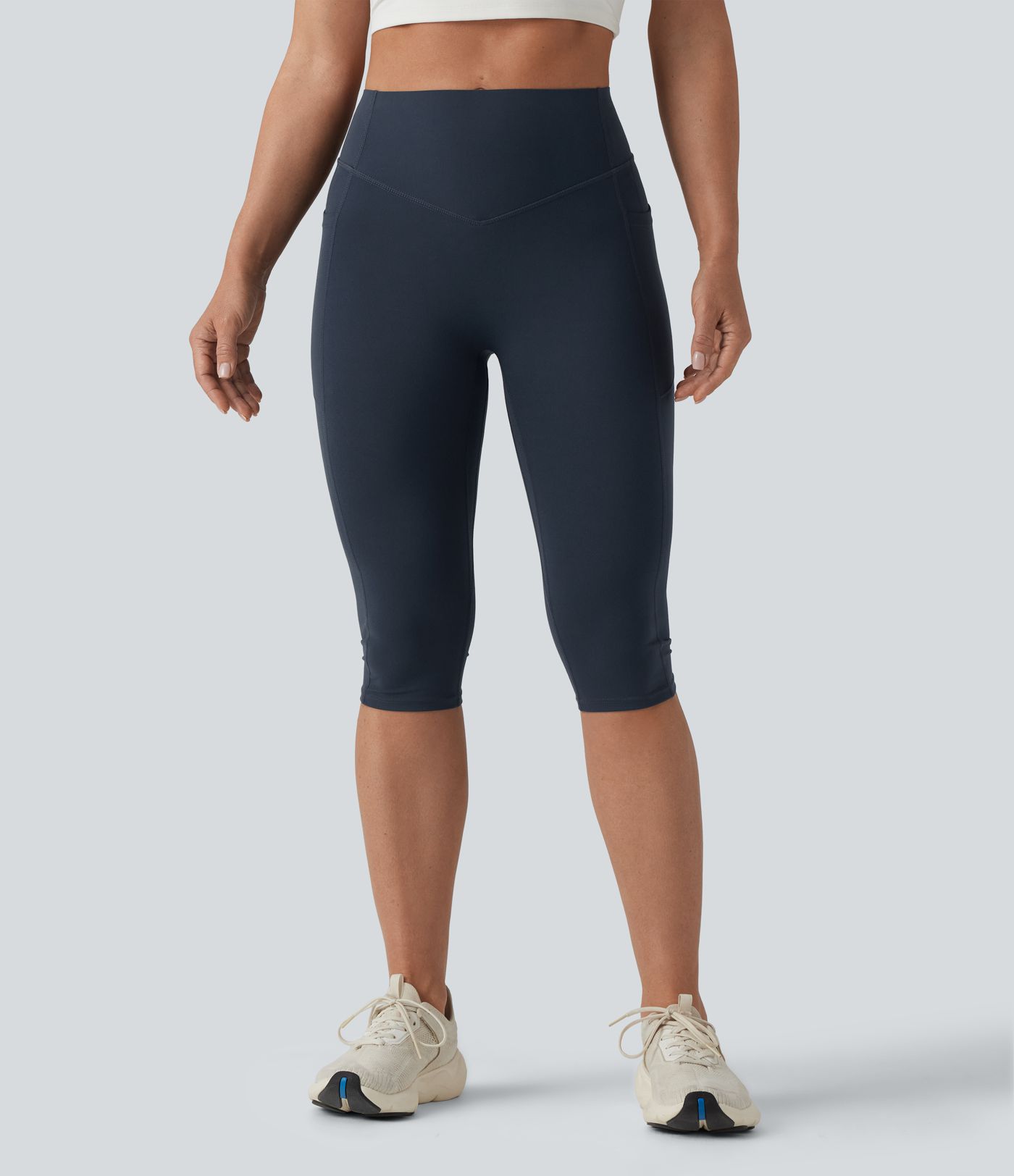 Halara UltraSculpt™ High Waisted Tummy Control Butt Lifting Ruched Pedal Pushers Shaping Yoga Leggings with Pockets