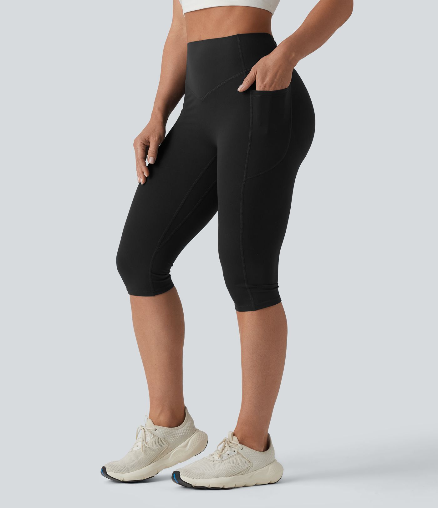 Halara UltraSculpt™ leggings moldeadores de yoga de talle alto con control abdominal, realce de glúteos, detalle fruncido, largo capri (pedal pushers) y bolsillos Halara UltraSculpt™ leggings moldeadores de yoga de talle alto con control abdominal, realce de glúteos, detalle fruncido, largo capri (pedal pushers) y bolsillos