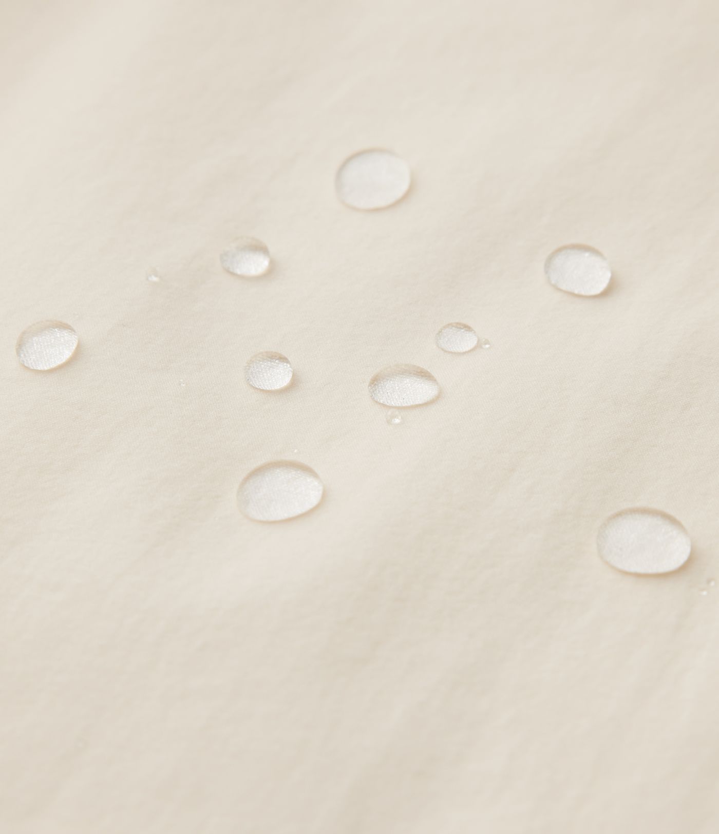 Water Repellent Wear-Resistant Hooded Drawstring Curved Hem Hiking Cargo Jacket with Pockets